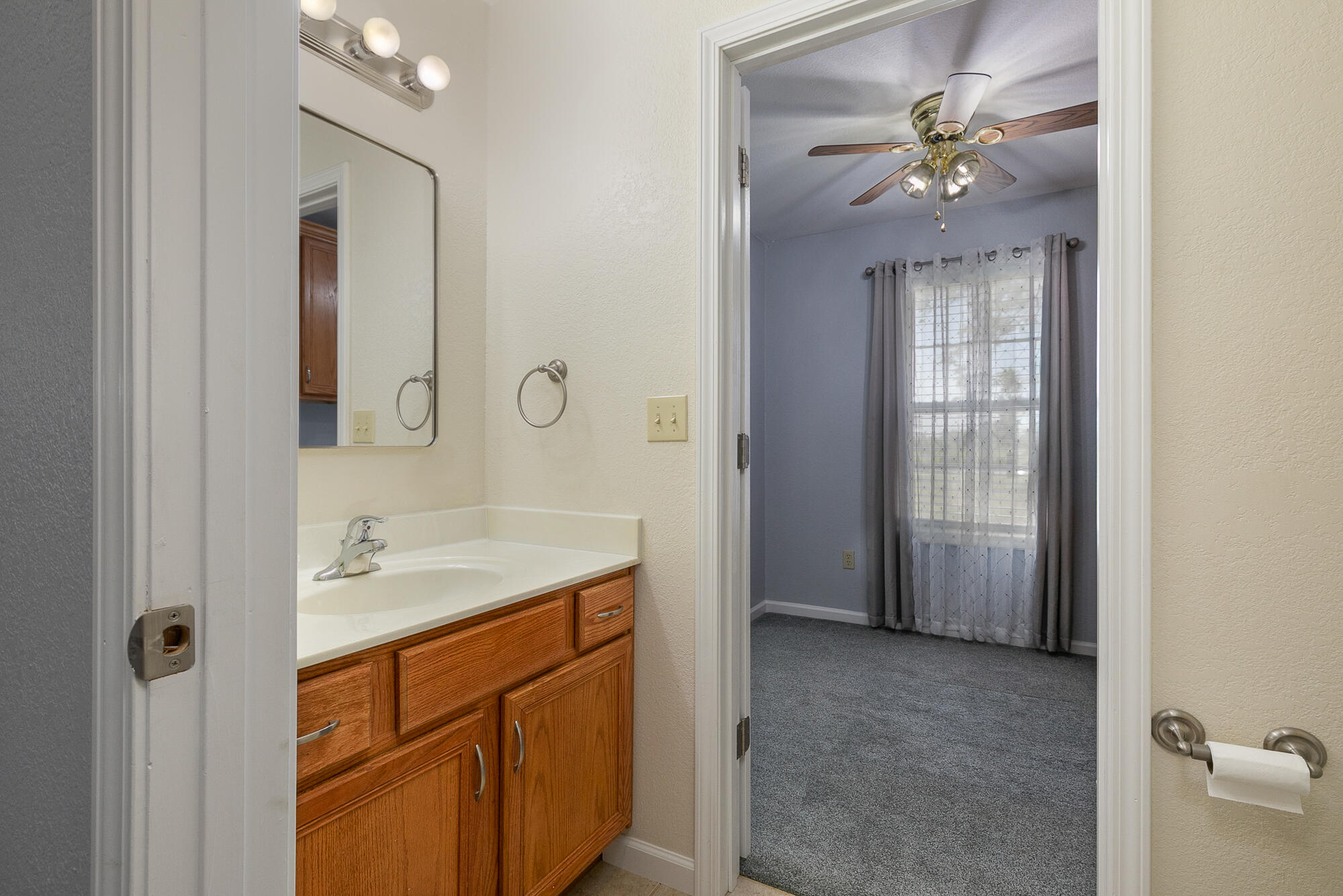 2155 East 535th Road Property Photo 14