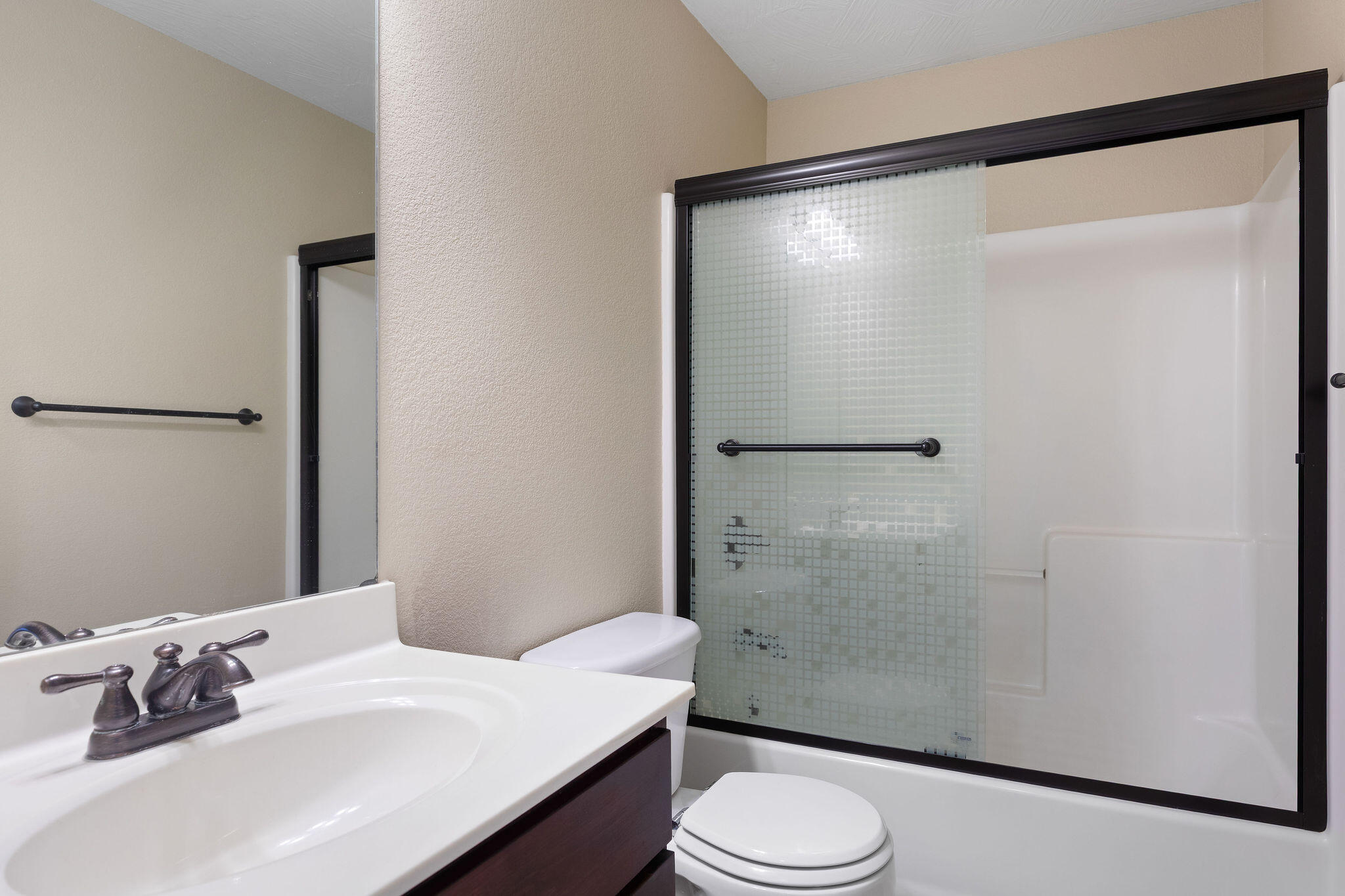595 Amber Avenue Property Photo 14