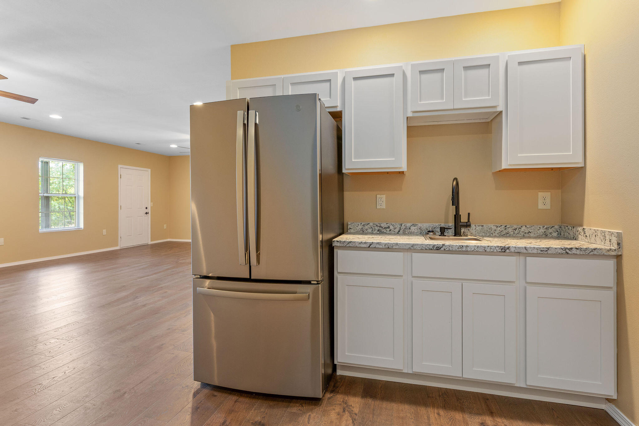 595 Amber Avenue Property Photo 19