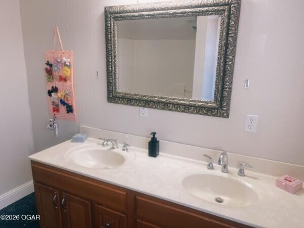 8464 Carver Road Property Photo 23