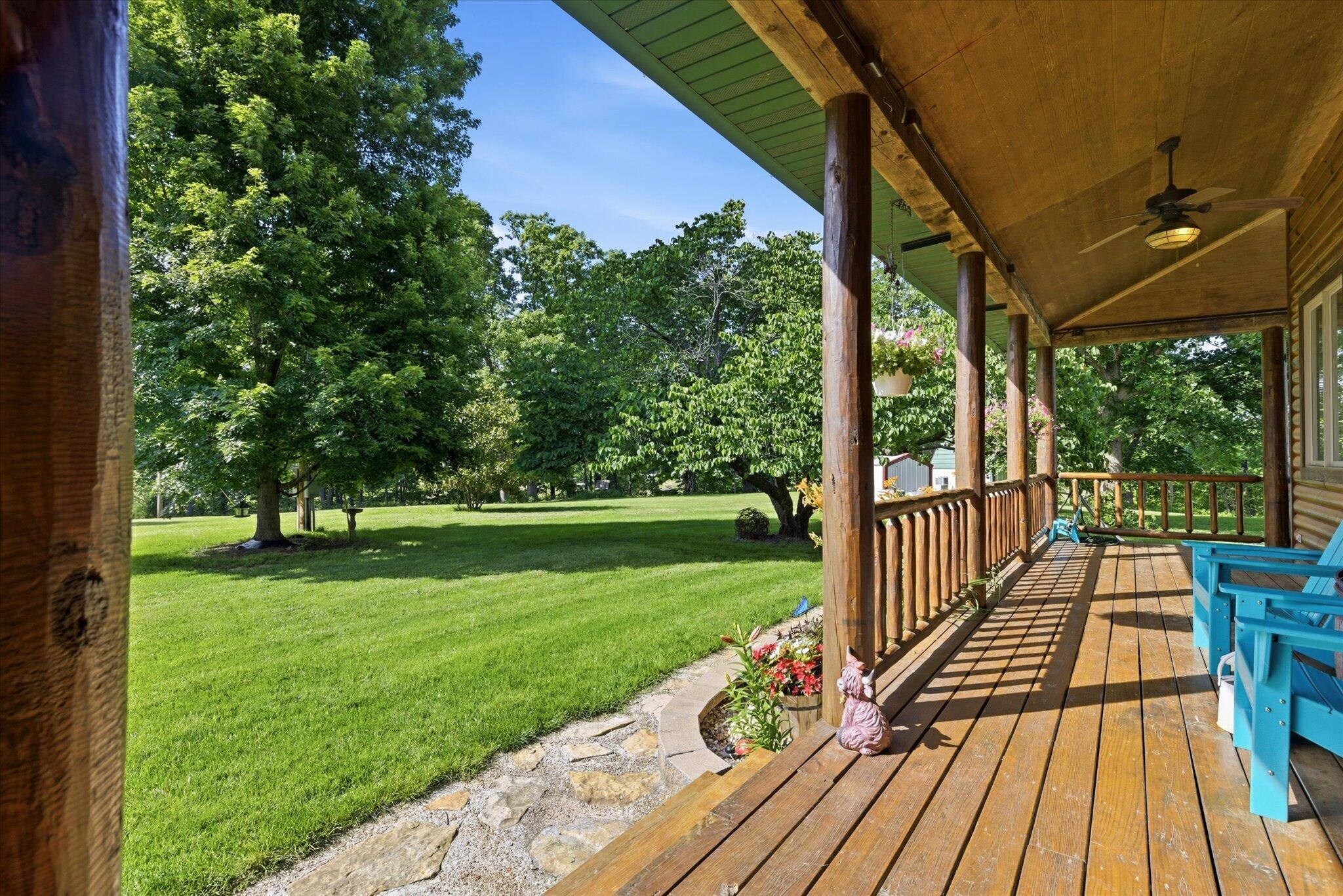 1545 Sandhill Lane Property Photo 4