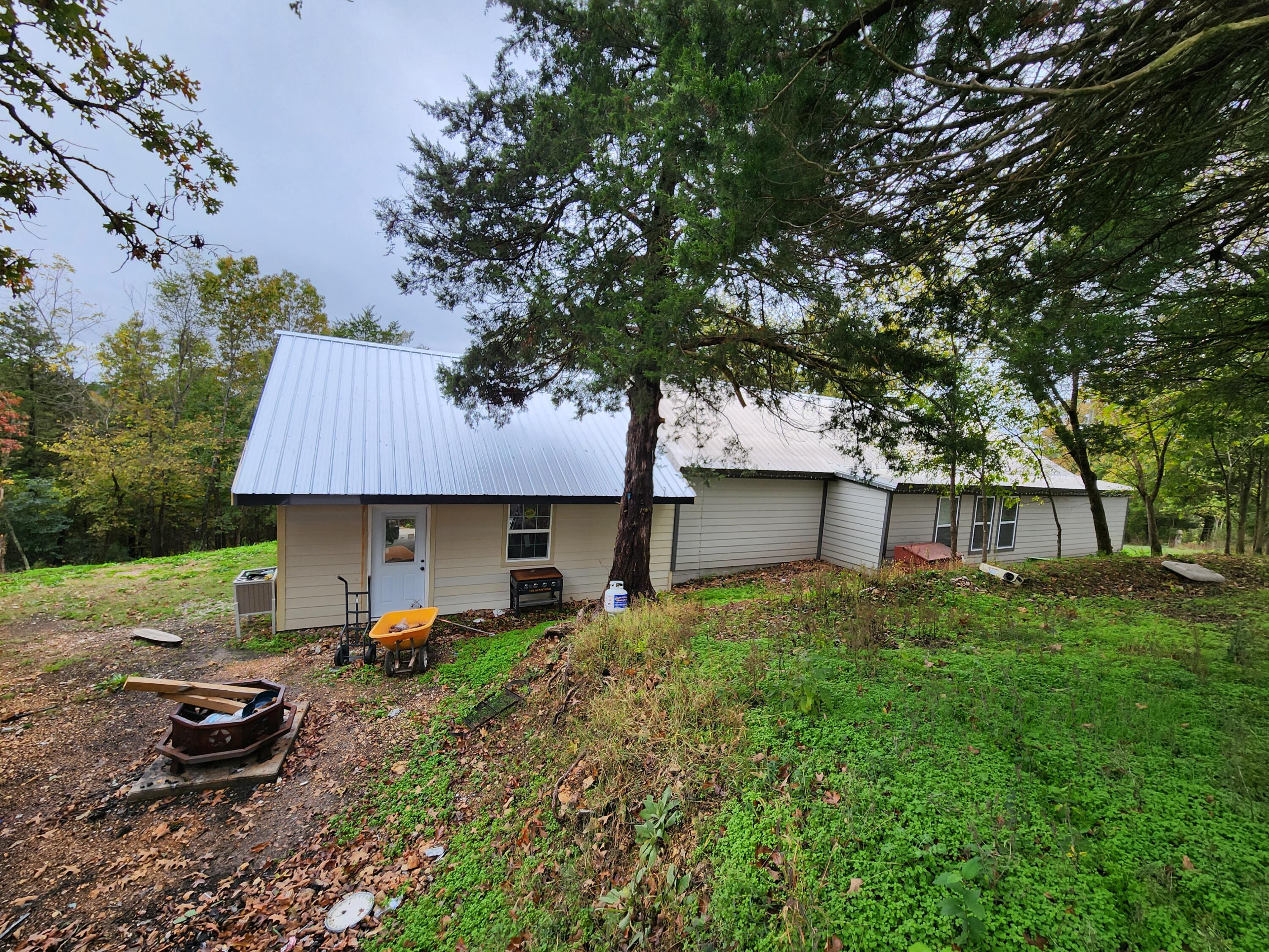 131 Shady Lane Property Photo 8