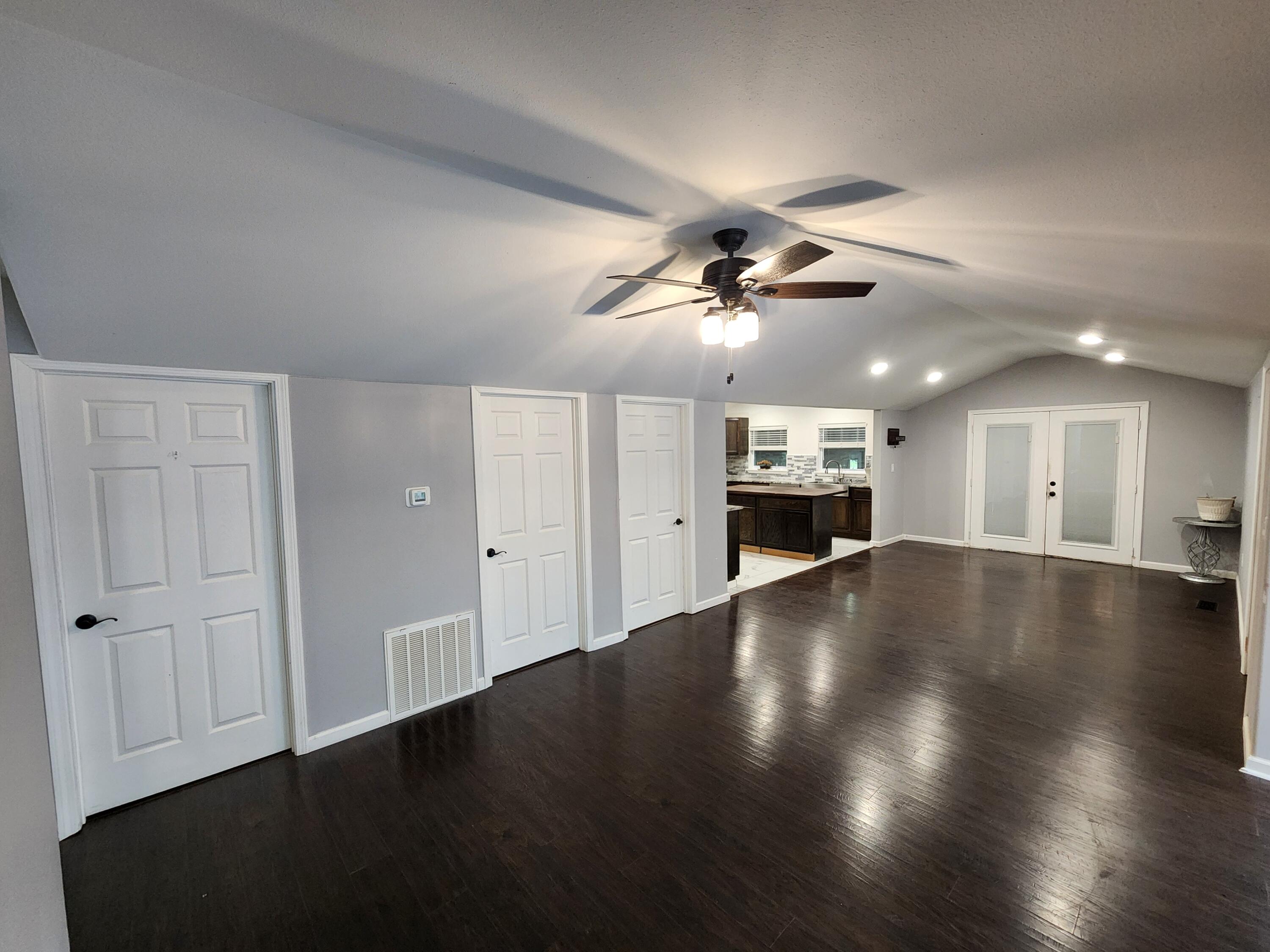 131 Shady Lane Property Photo 12