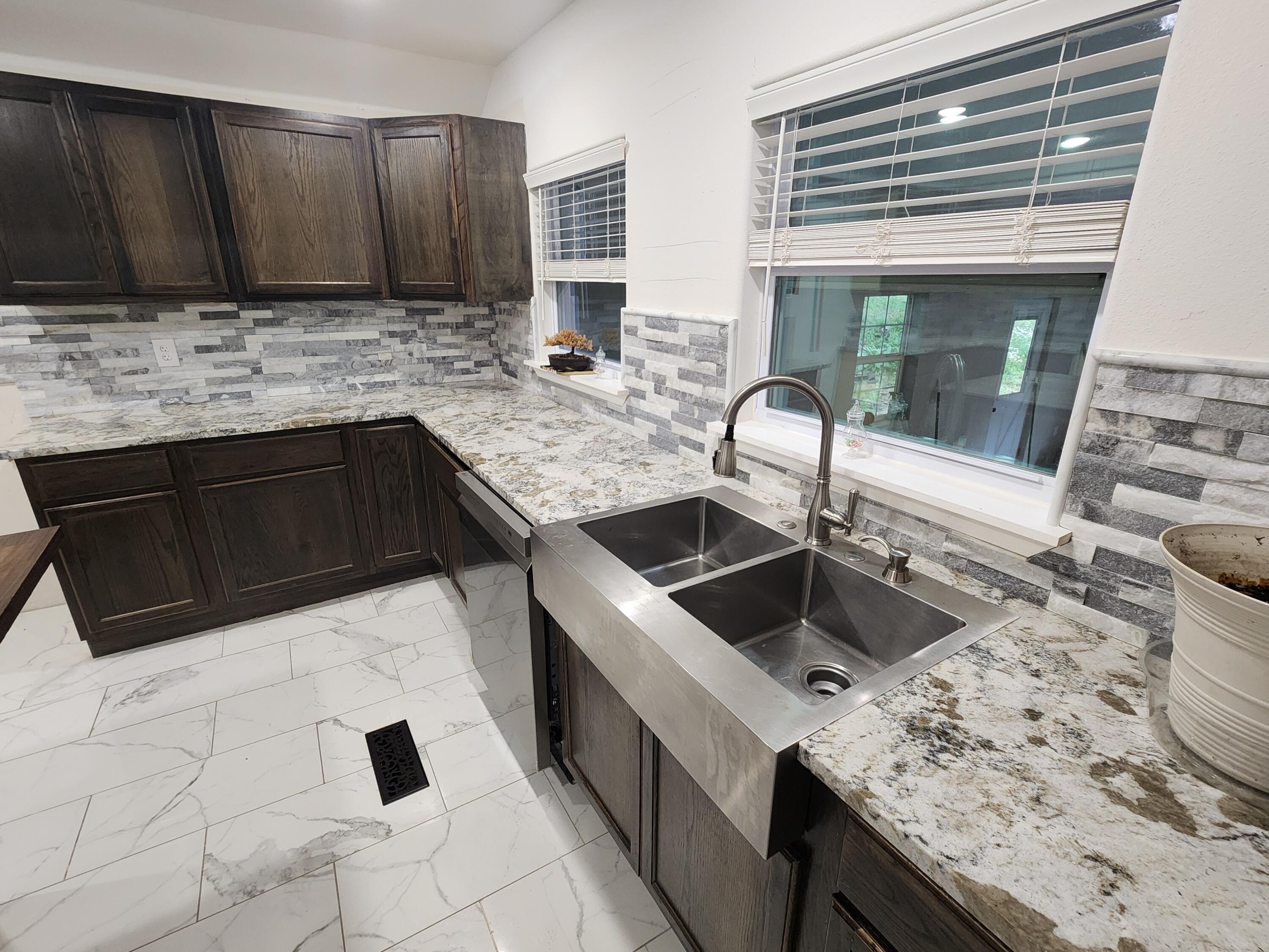 131 Shady Lane Property Photo 16