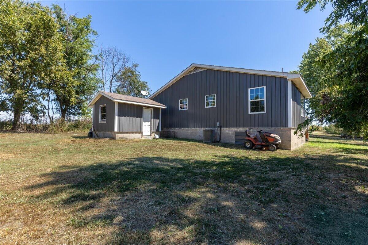 571 Cardin Road Property Photo 5