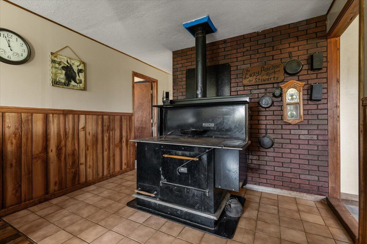 571 Cardin Road Property Photo 19
