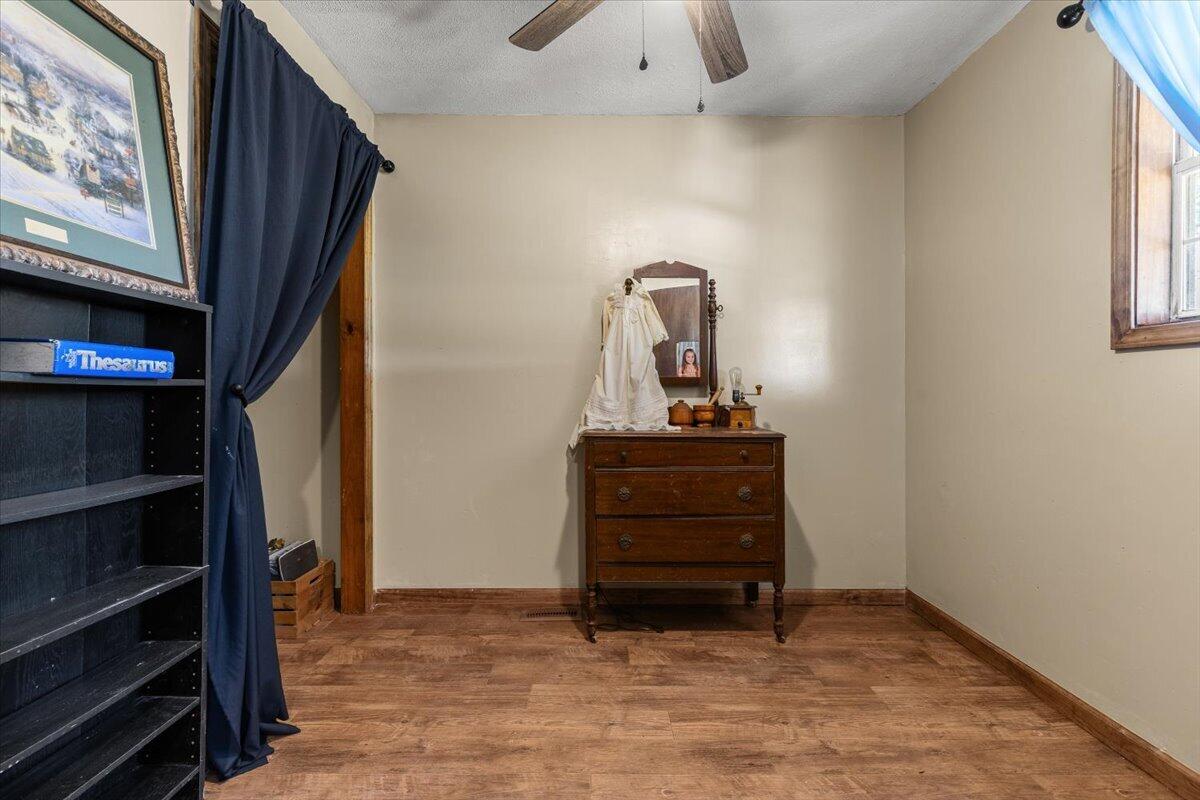 571 Cardin Road Property Photo 21