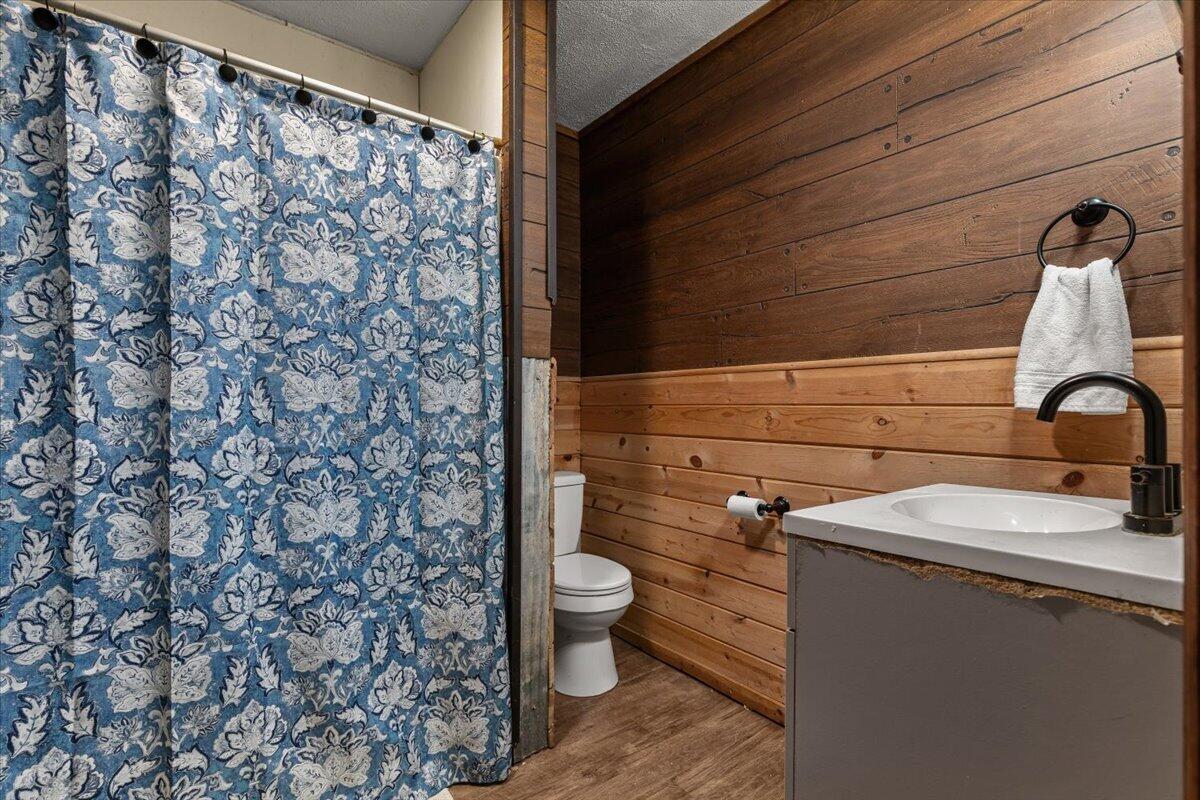 571 Cardin Road Property Photo 23