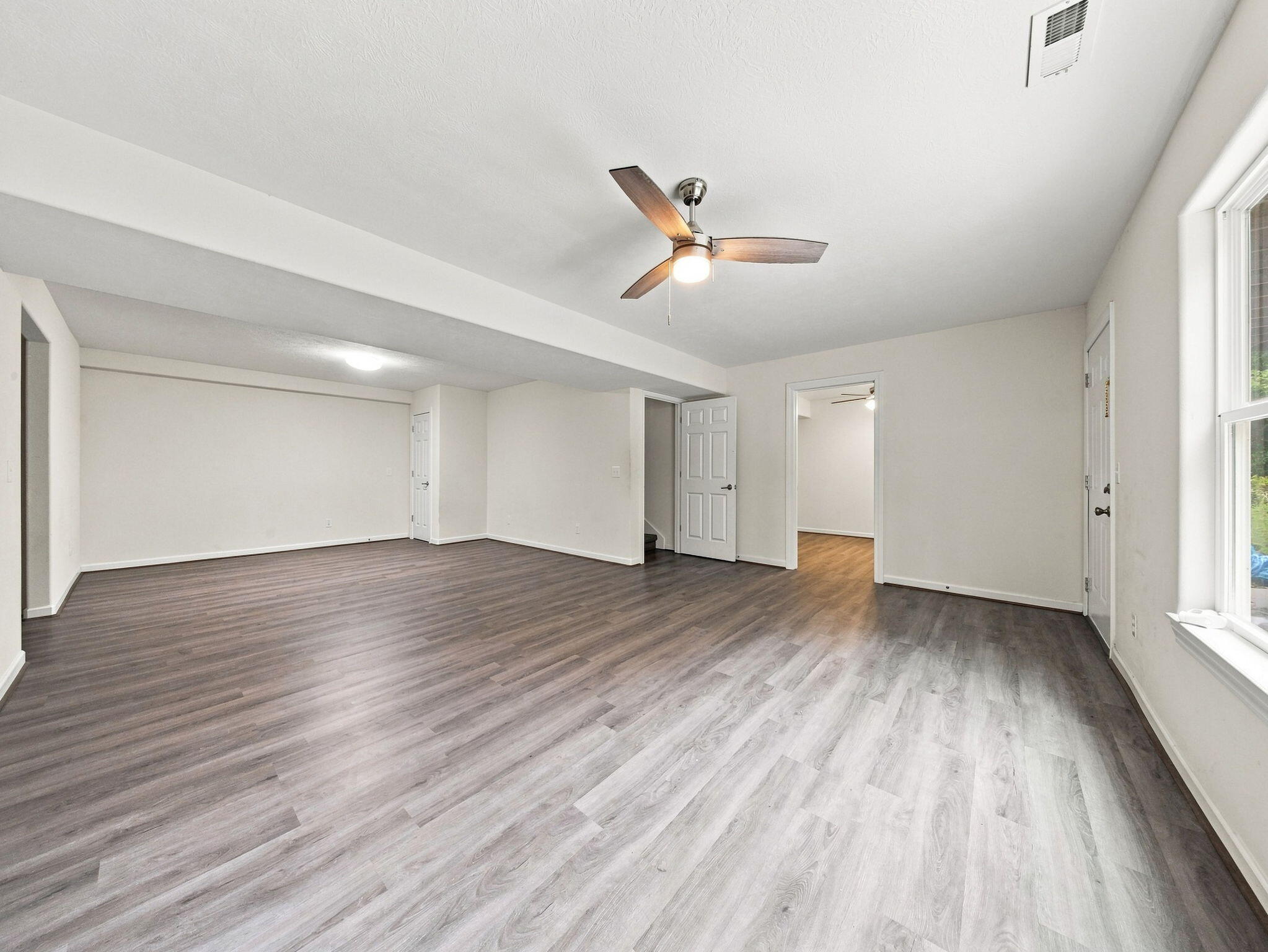 1295 Morningside Falls Boulevard Property Photo 25