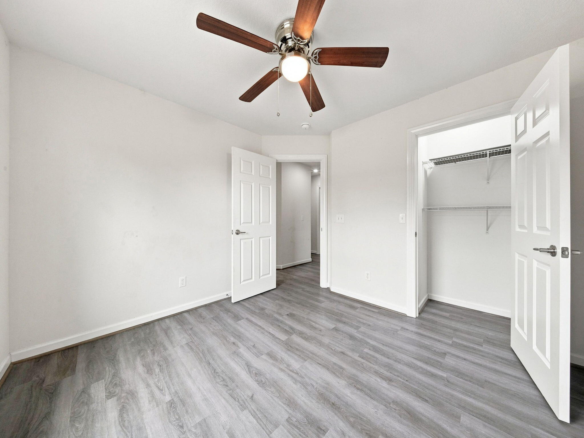 1295 Morningside Falls Boulevard Property Photo 34