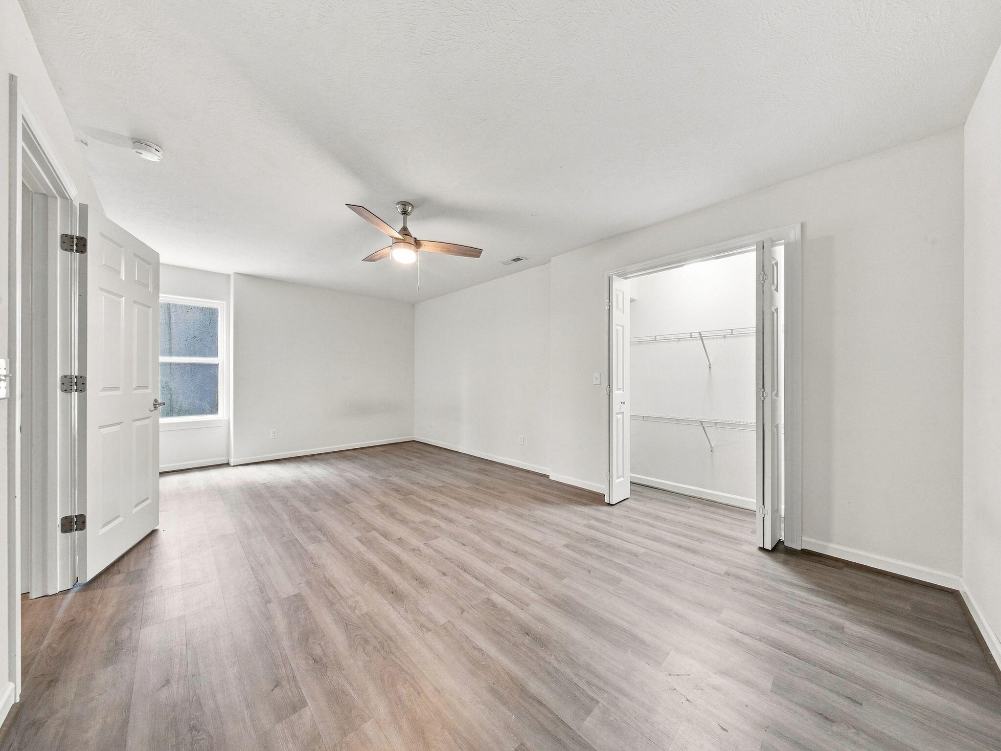 1295 Morningside Falls Boulevard Property Photo 41