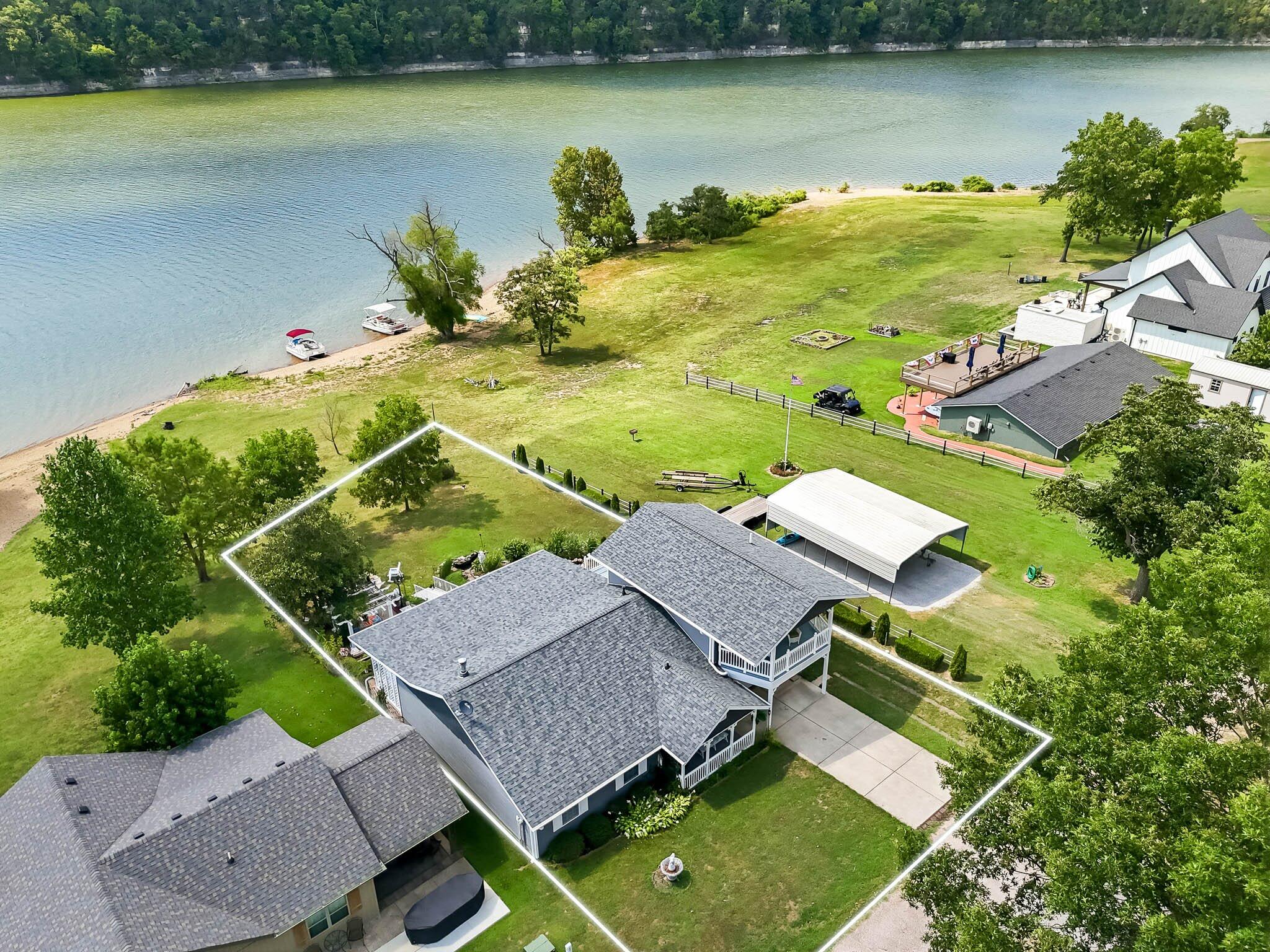 3312 Long Bend Road Property Photo 4