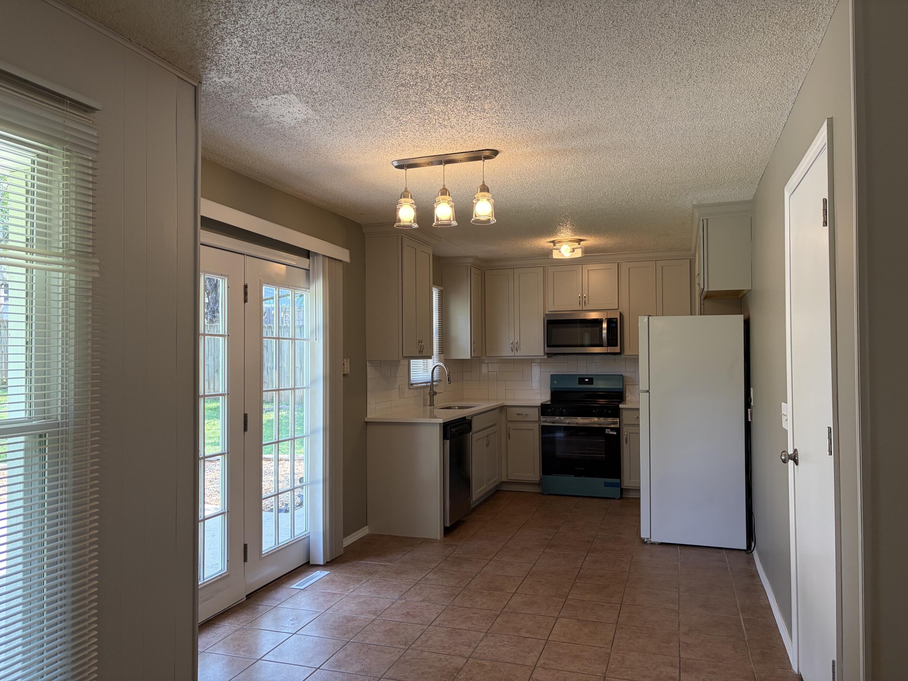 3205 West Marty Street Property Photo 7
