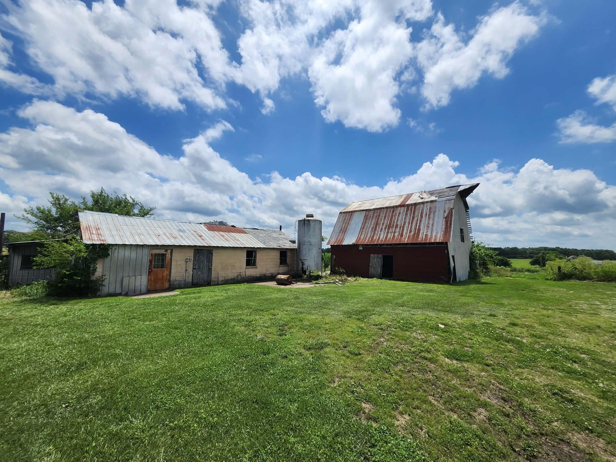 1322 95 Highway Property Photo 2