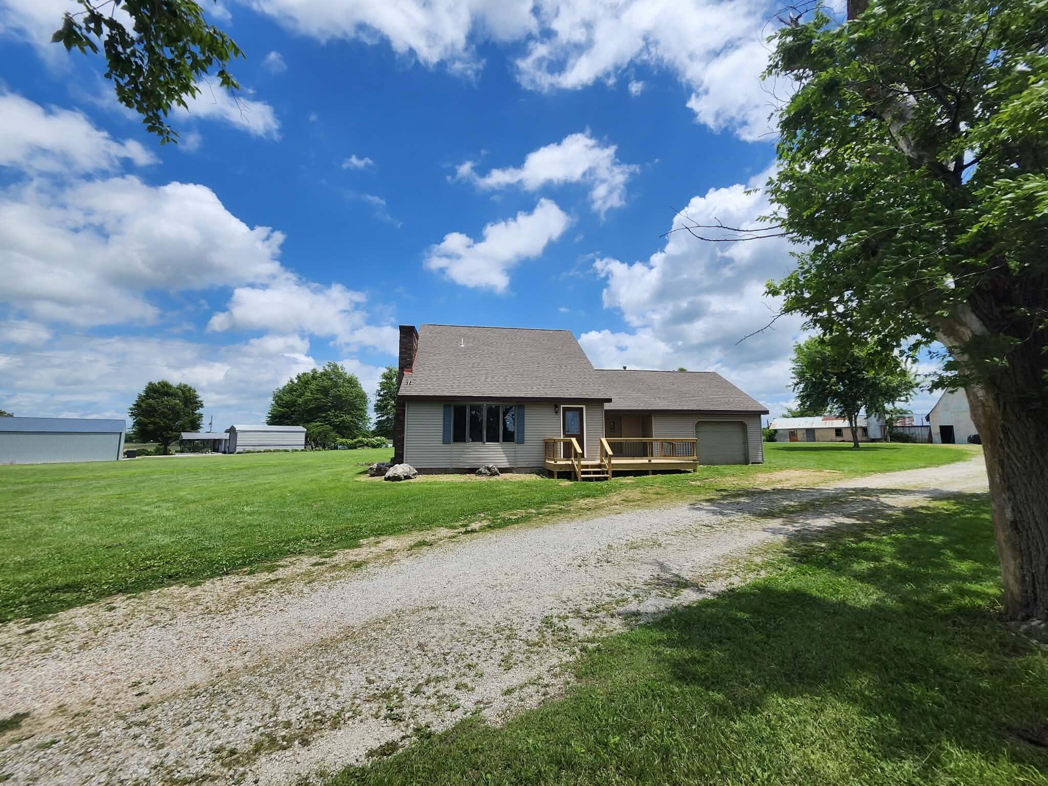 1322 95 Highway Property Photo 5