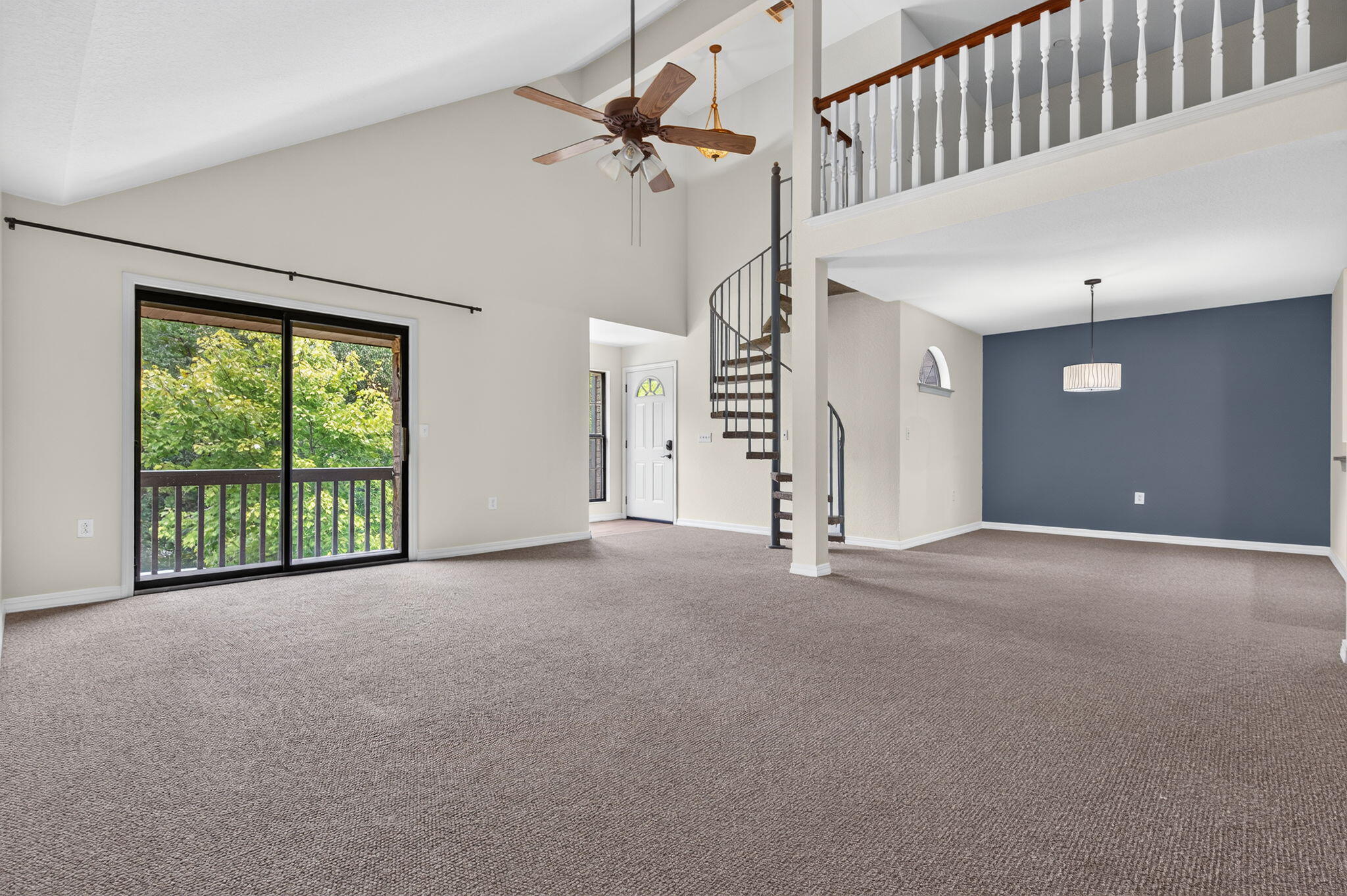 7811 Cozy Cove Road 2-11 Property Photo 4