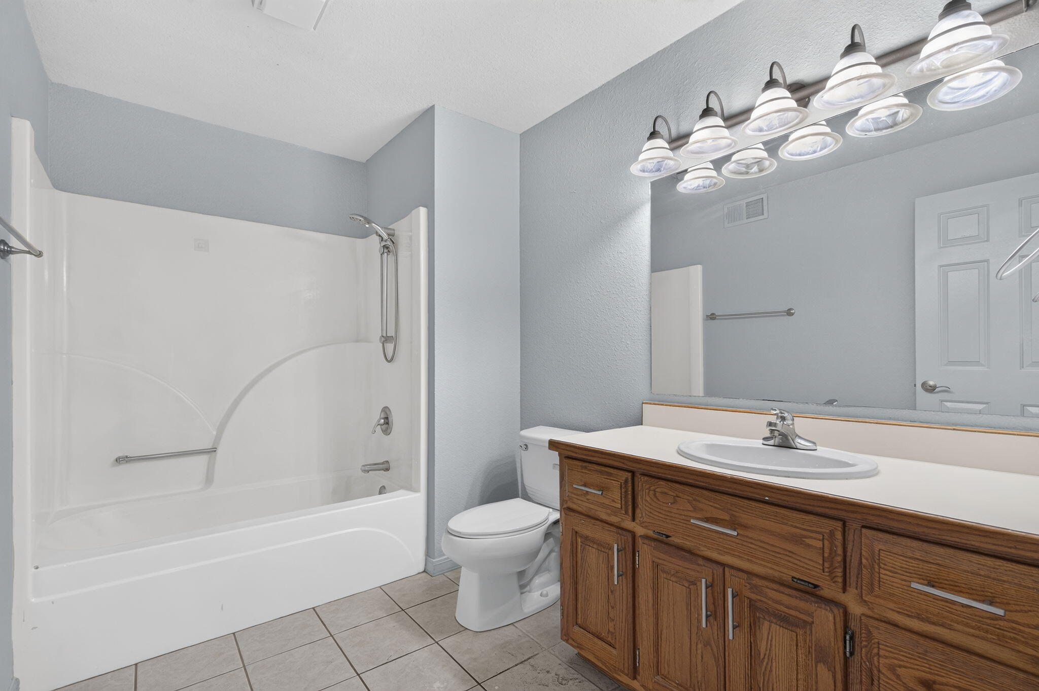 7811 Cozy Cove Road 2-11 Property Photo 11