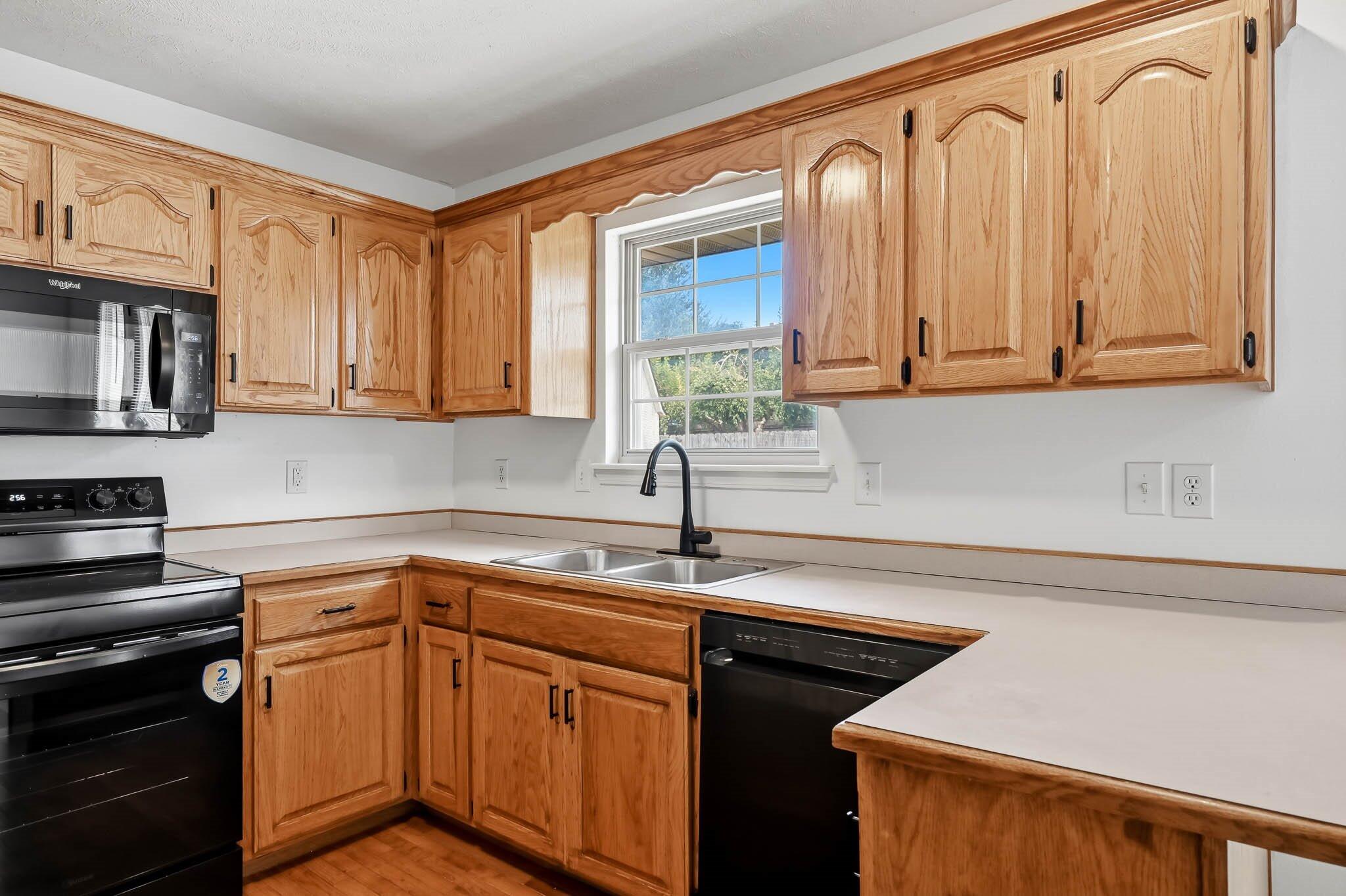 462 Waterwheel Avenue Property Photo 14