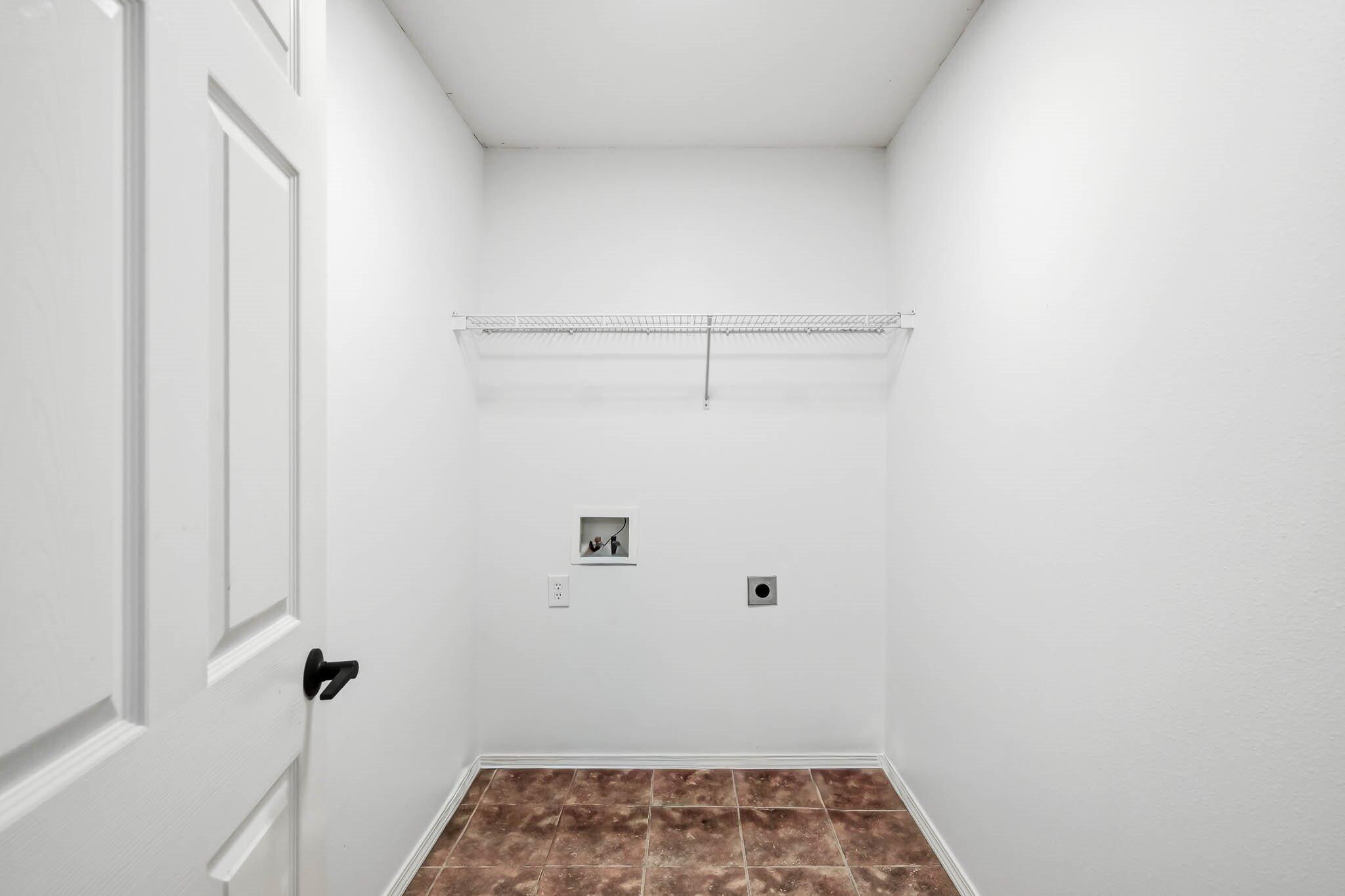 462 Waterwheel Avenue Property Photo 16