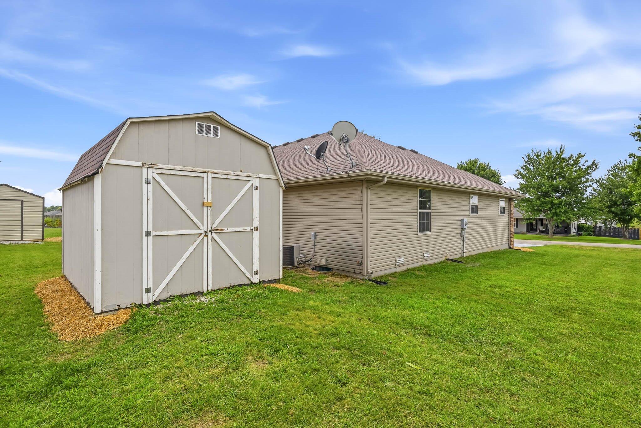 462 Waterwheel Avenue Property Photo 32