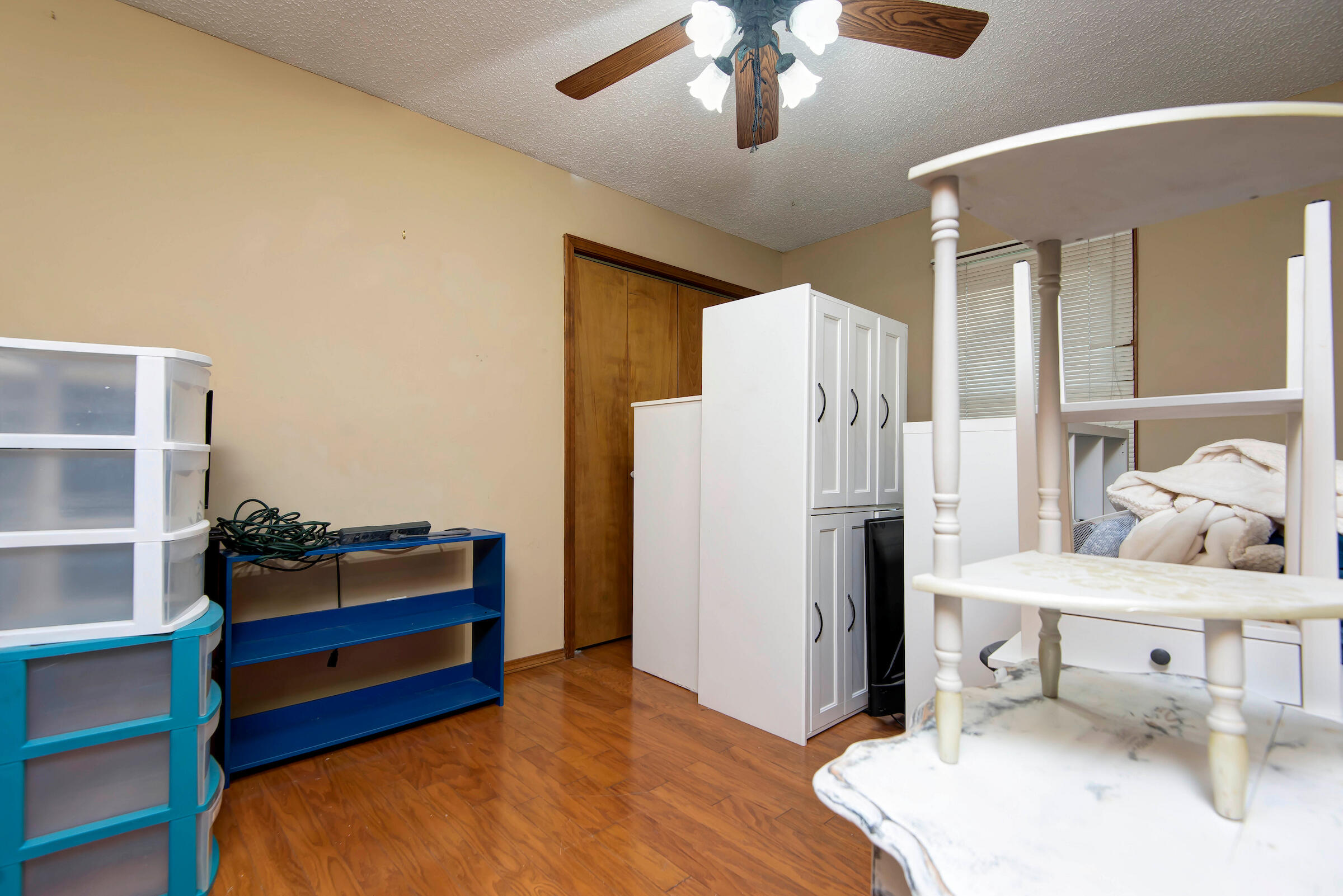 2644 North Marion Avenue Property Photo 12