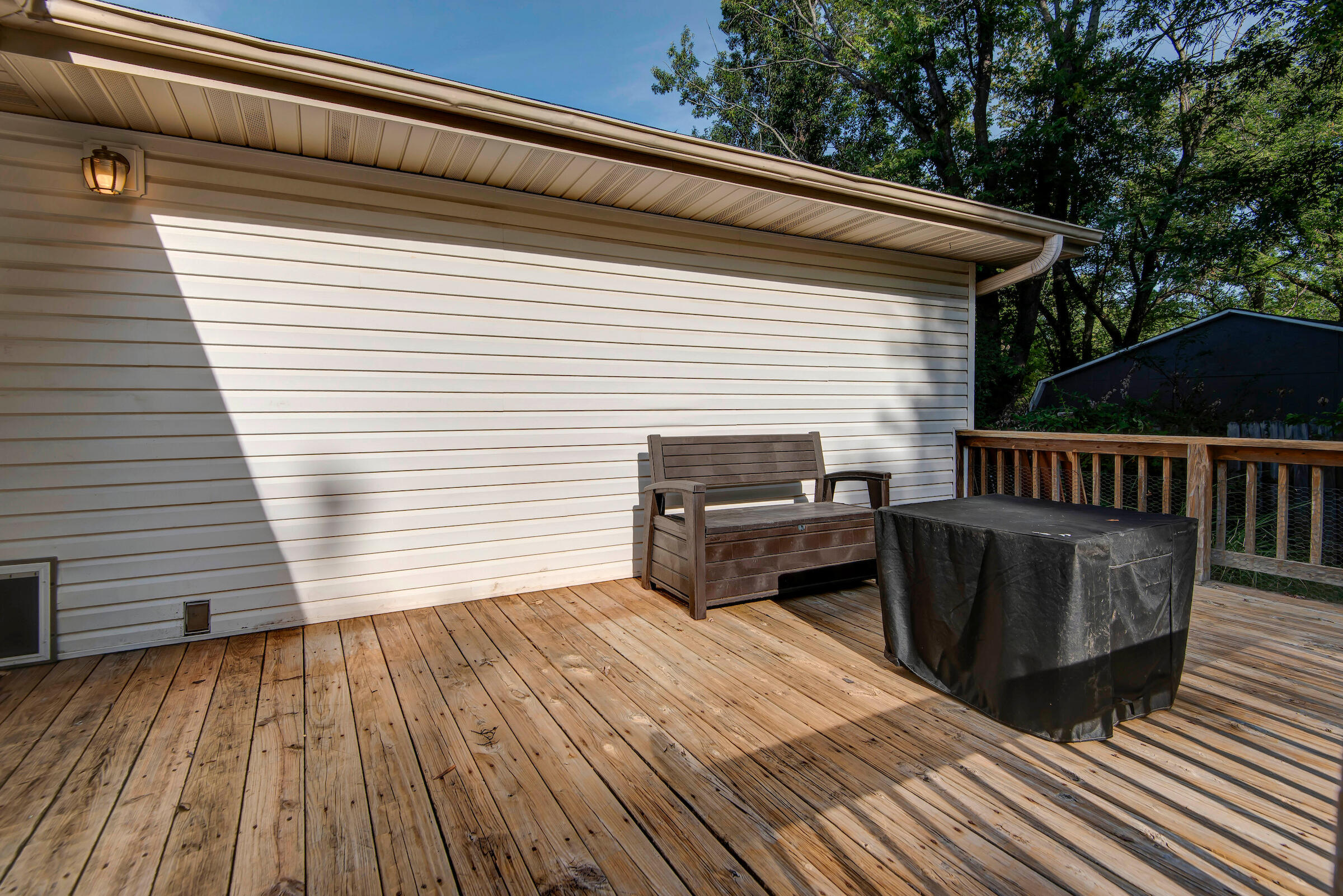 2644 North Marion Avenue Property Photo 18