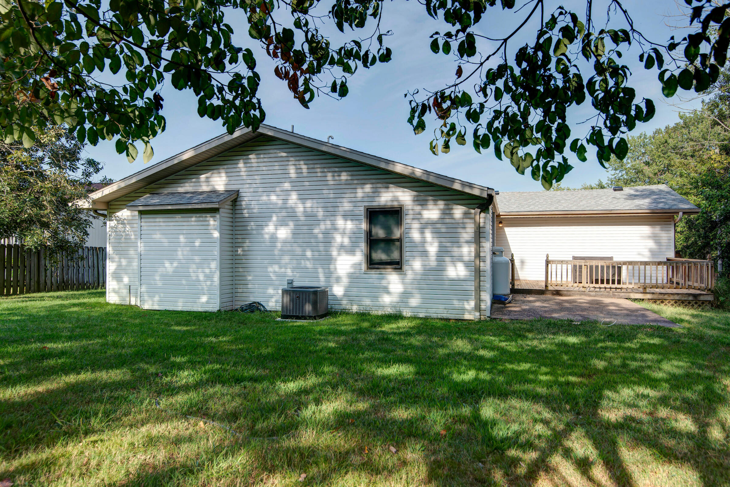 2644 North Marion Avenue Property Photo 19