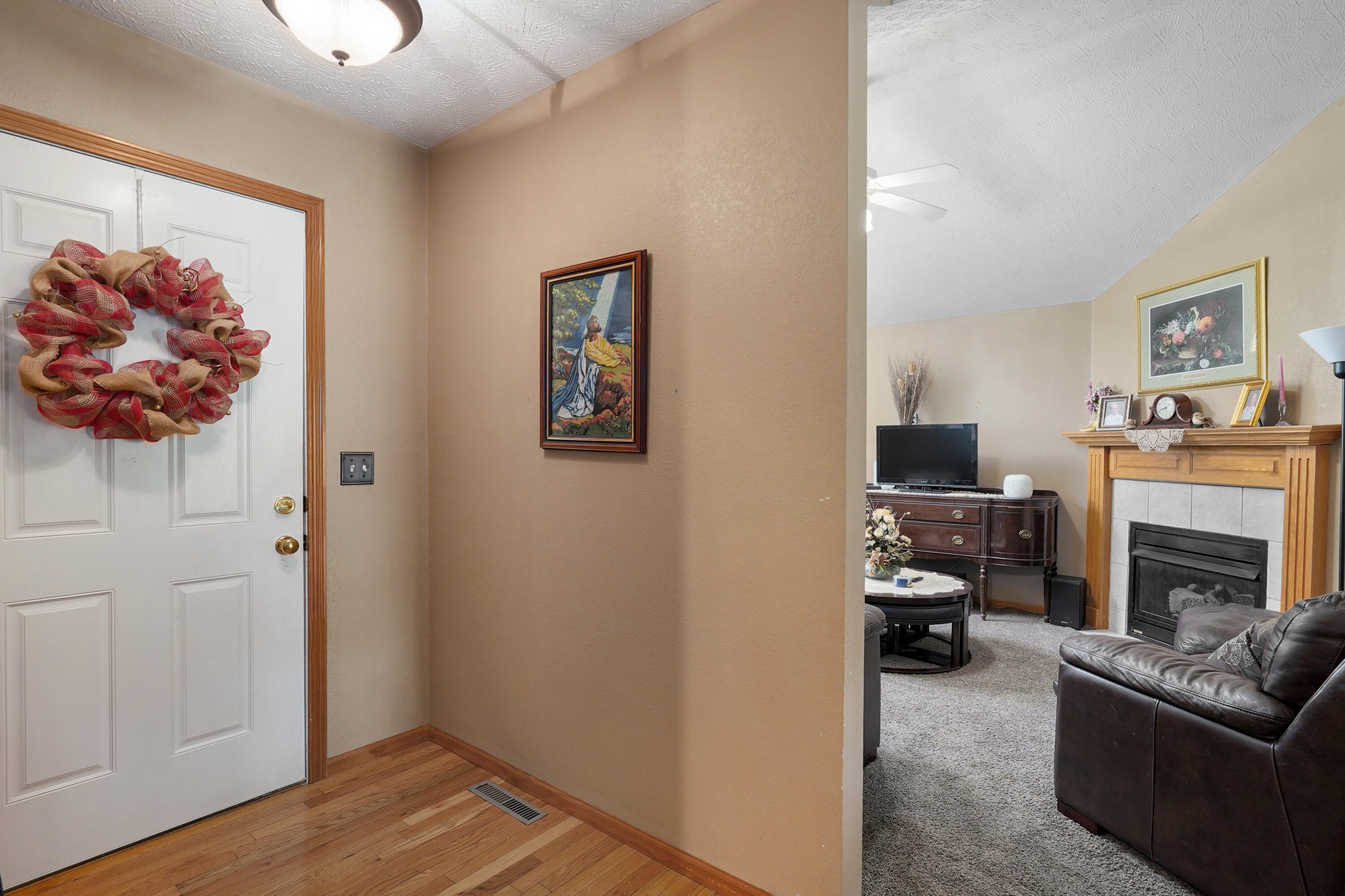 129 Deer Run Property Photo 3