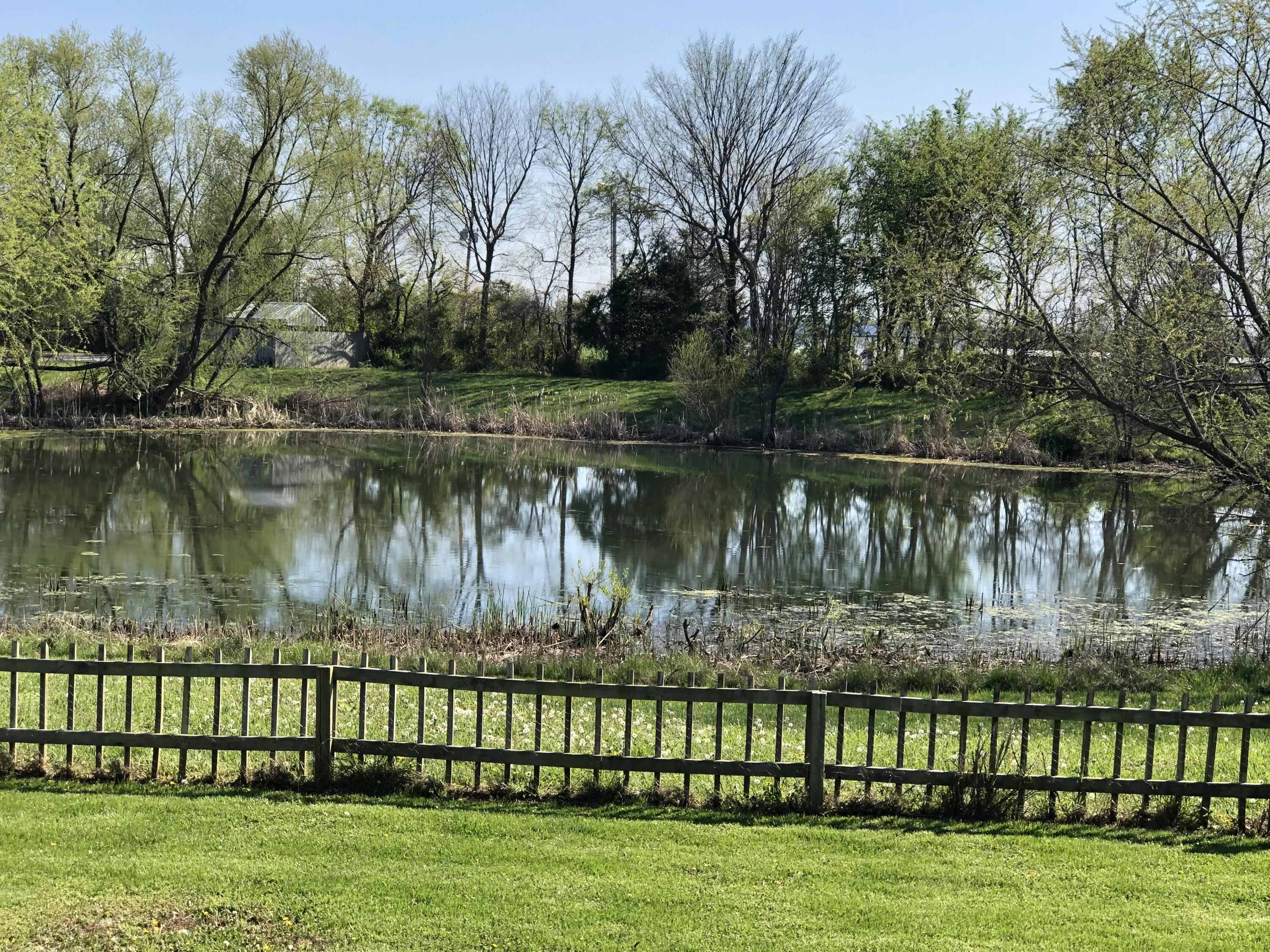 129 Deer Run Property Photo 18