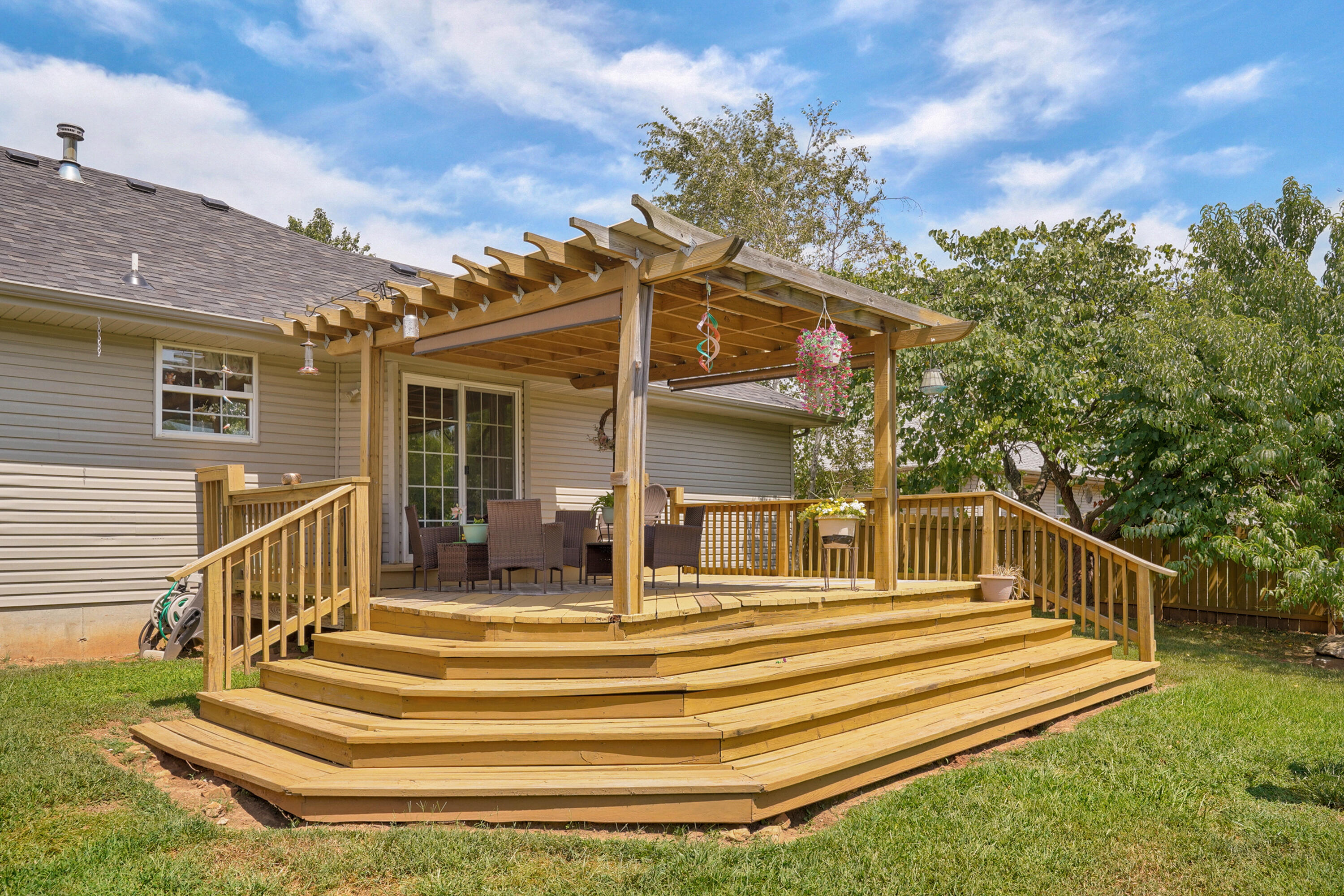 129 Deer Run Property Photo 22