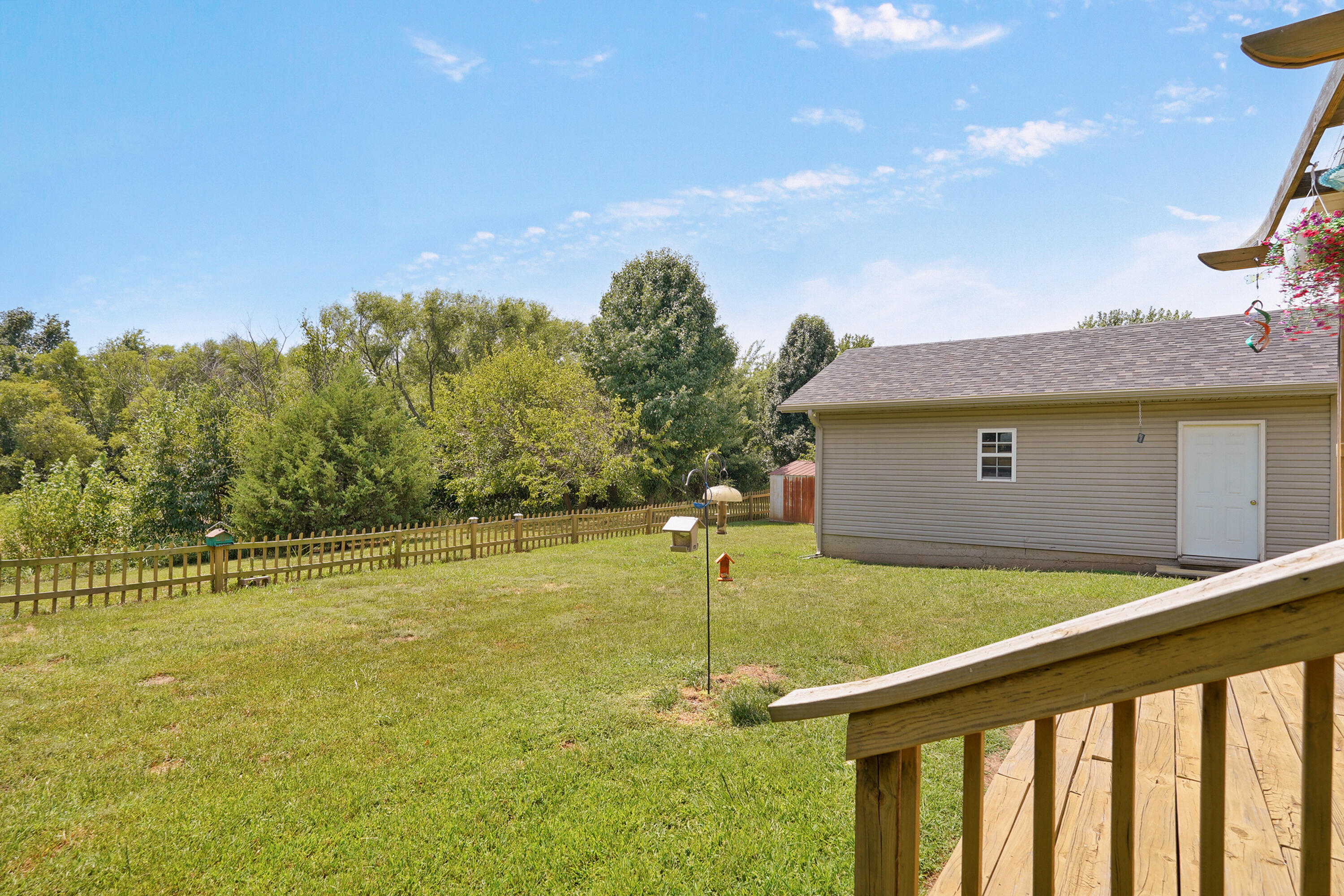 129 Deer Run Property Photo 23