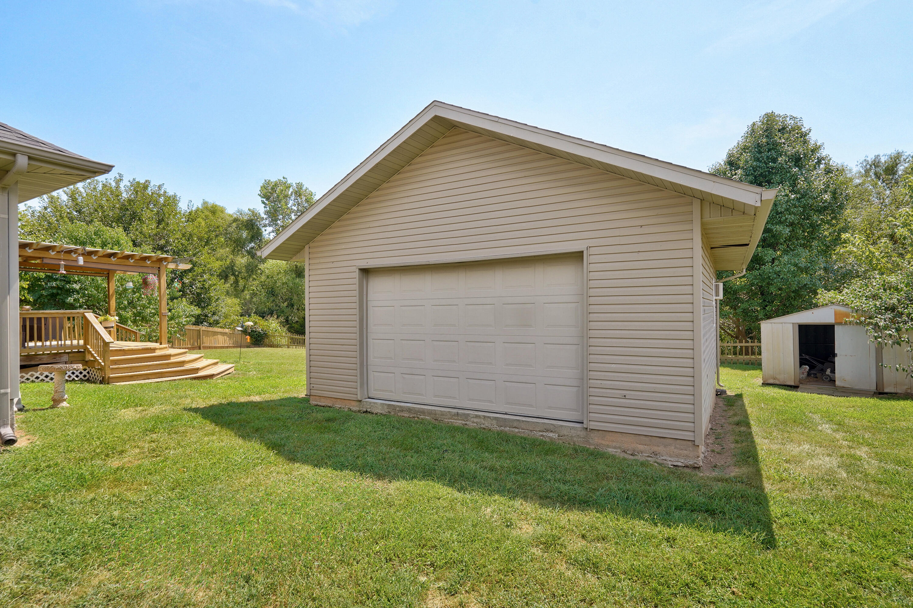 129 Deer Run Property Photo 27