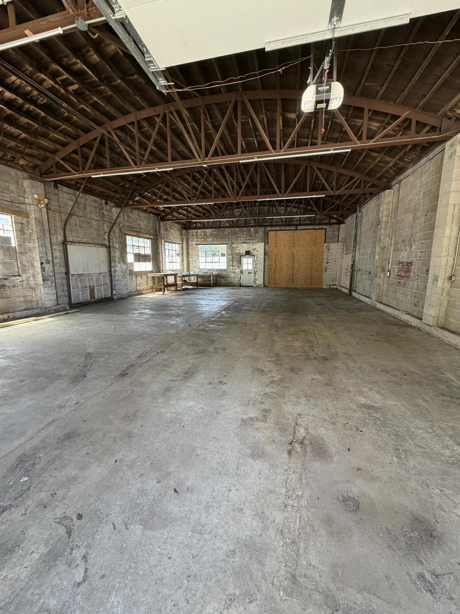 1908 North National Avenue Property Photo 8