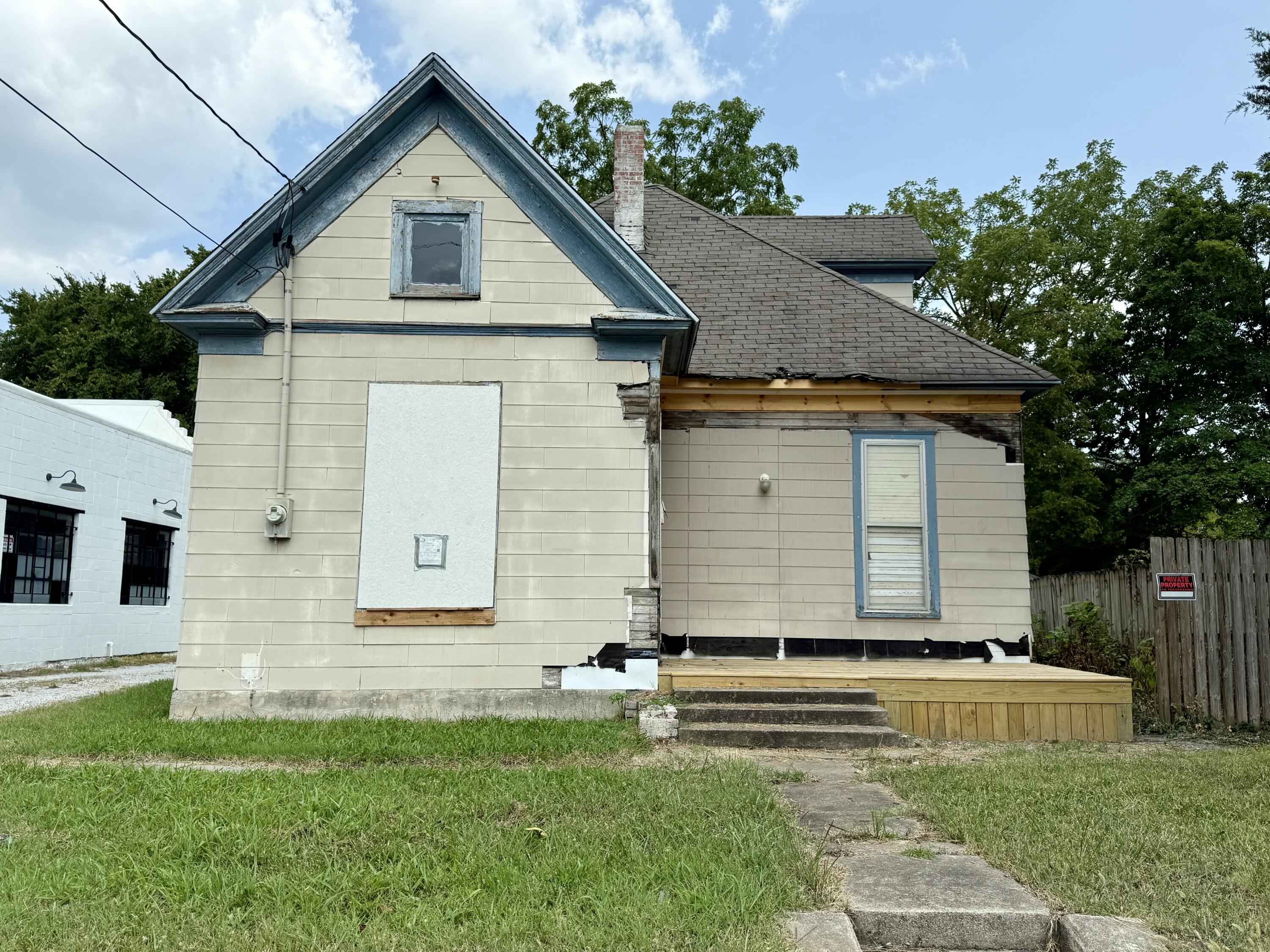1908 North National Avenue Property Photo 24
