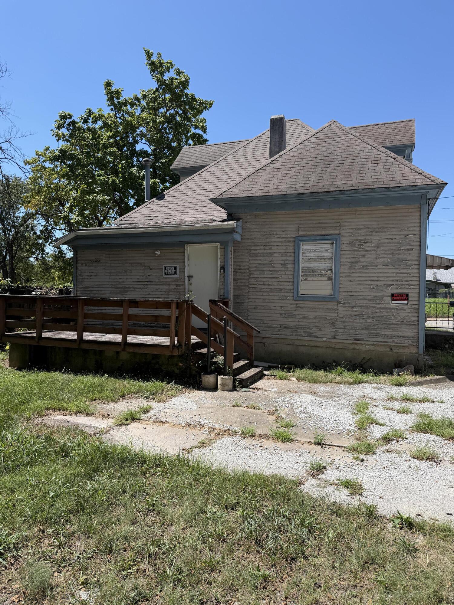 1908 North National Avenue Property Photo 24
