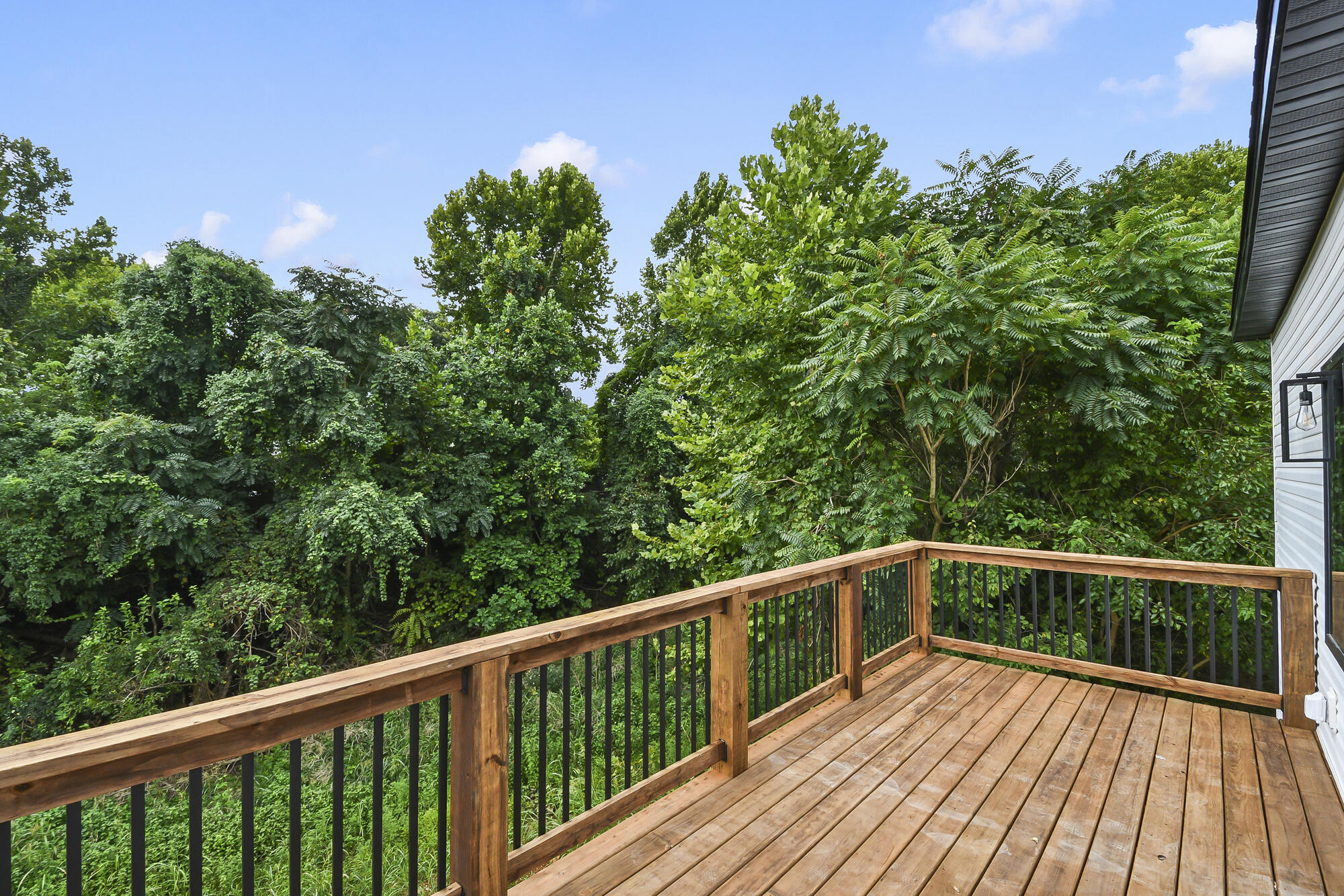 606 East Oak Leaf Court Property Photo 42