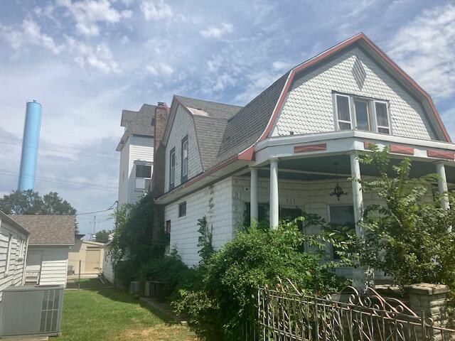111 West Walnut Street Property Photo 2