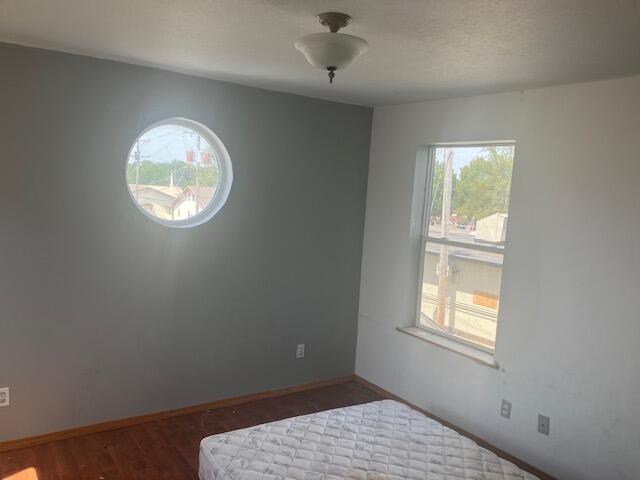 111 West Walnut Street Property Photo 10