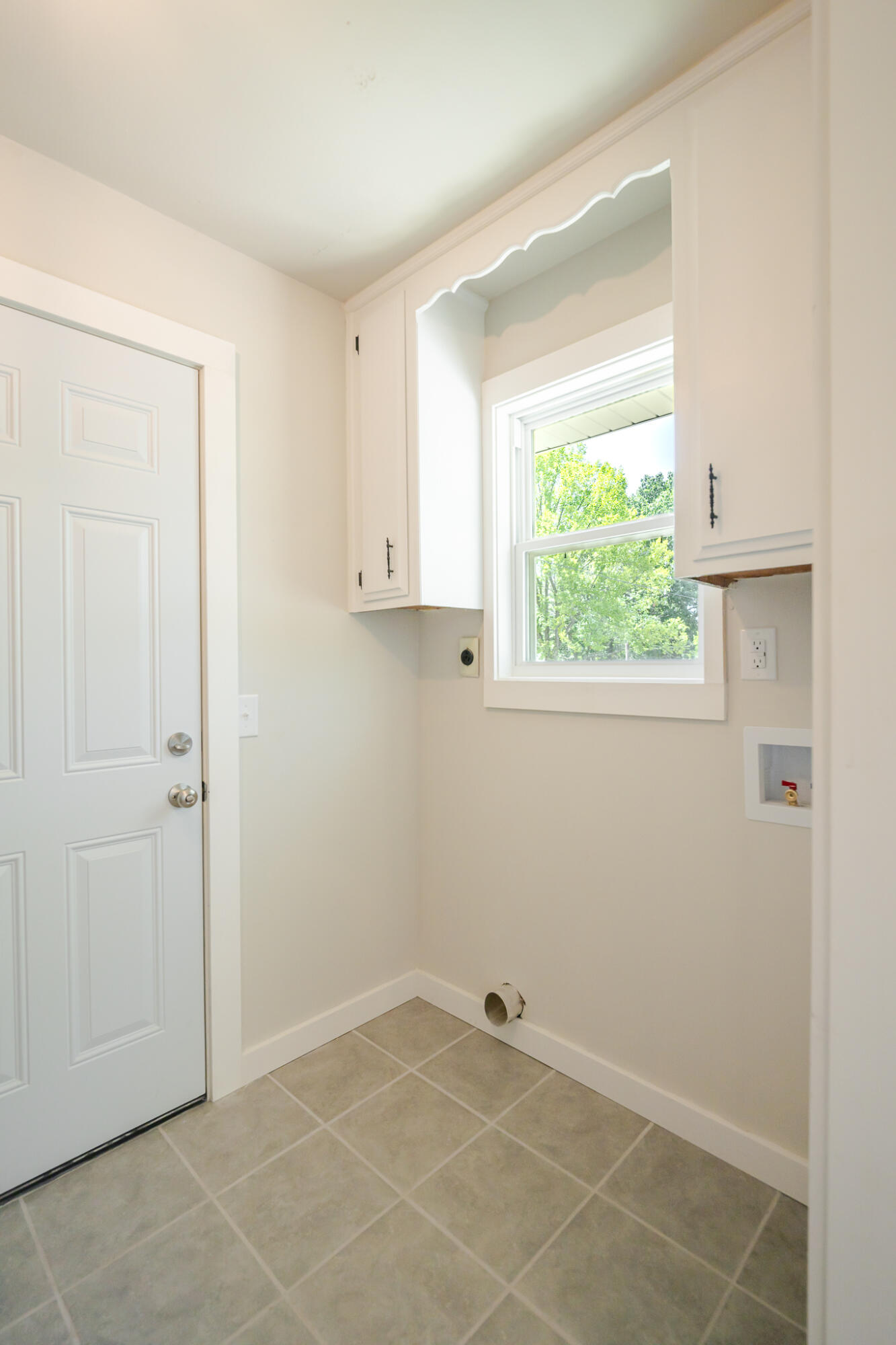 301 North Olive Street Property Photo 12