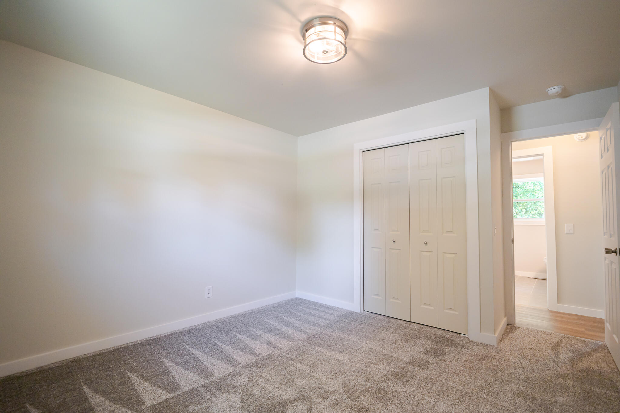 301 North Olive Street Property Photo 16