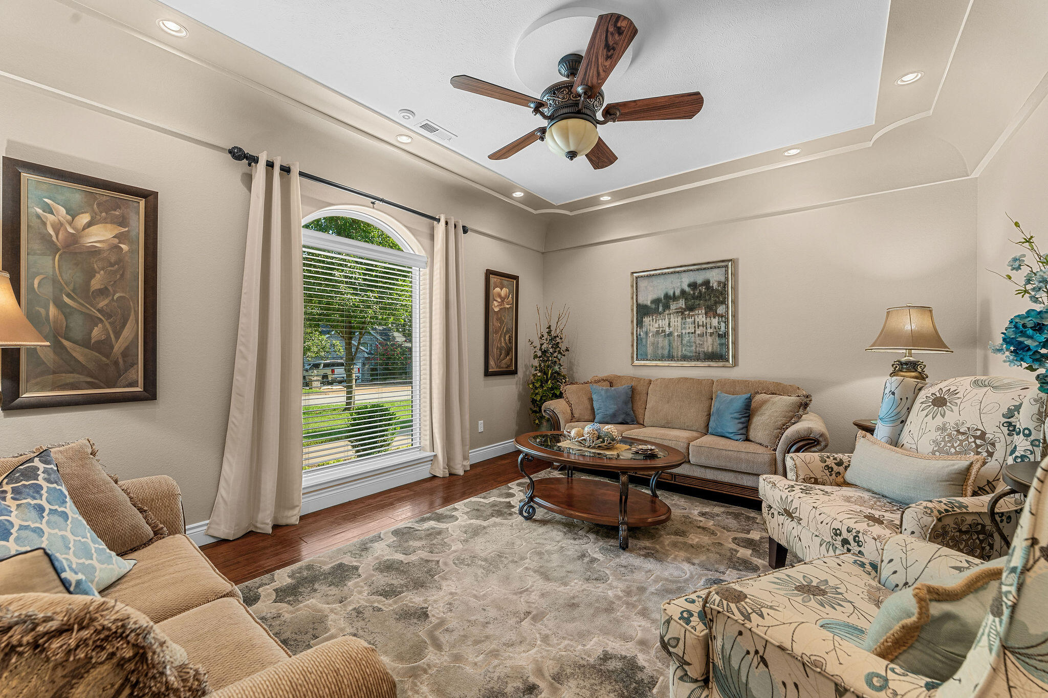 400 Loganberry Road Property Photo 18
