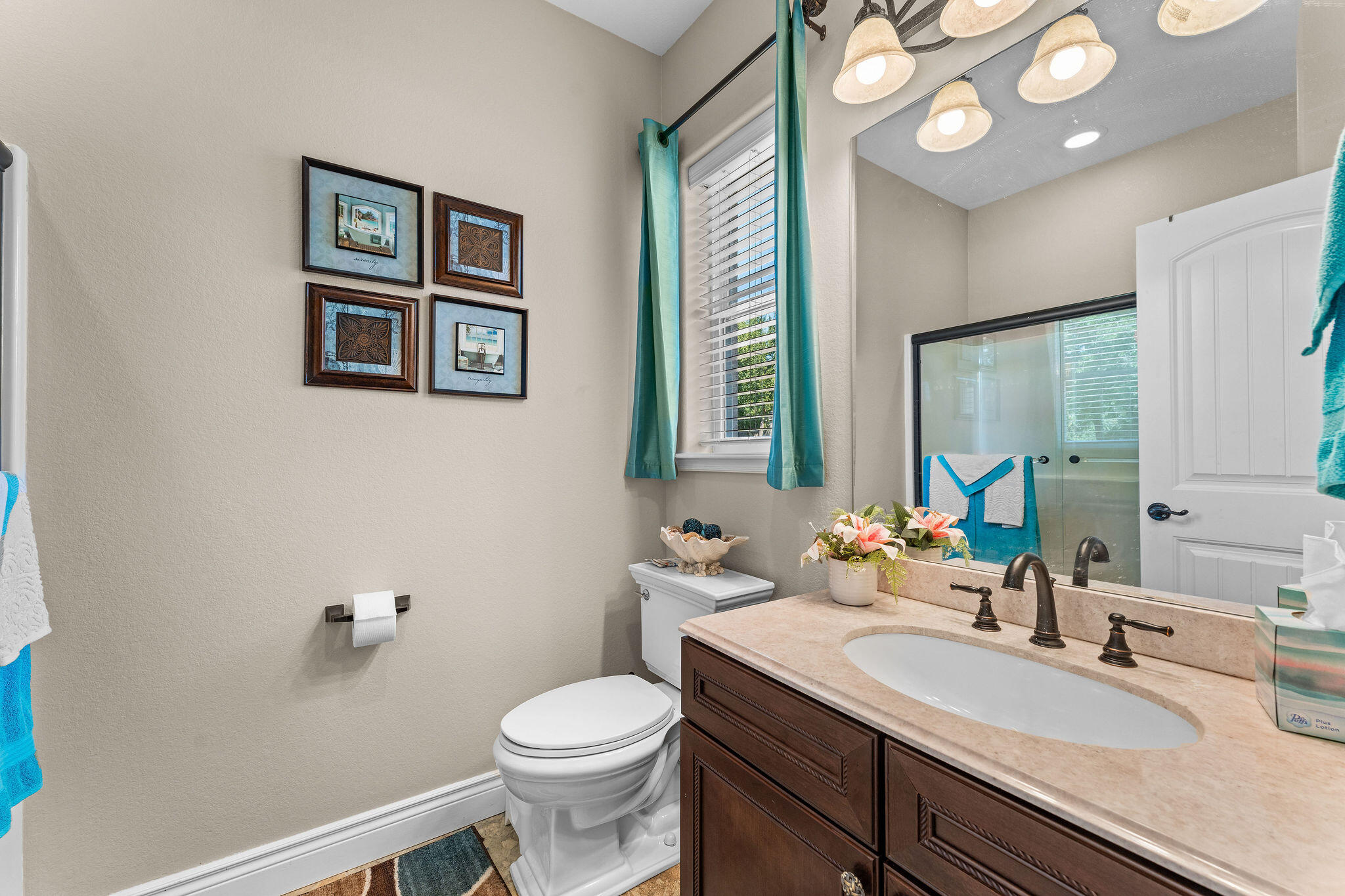 400 Loganberry Road Property Photo 29