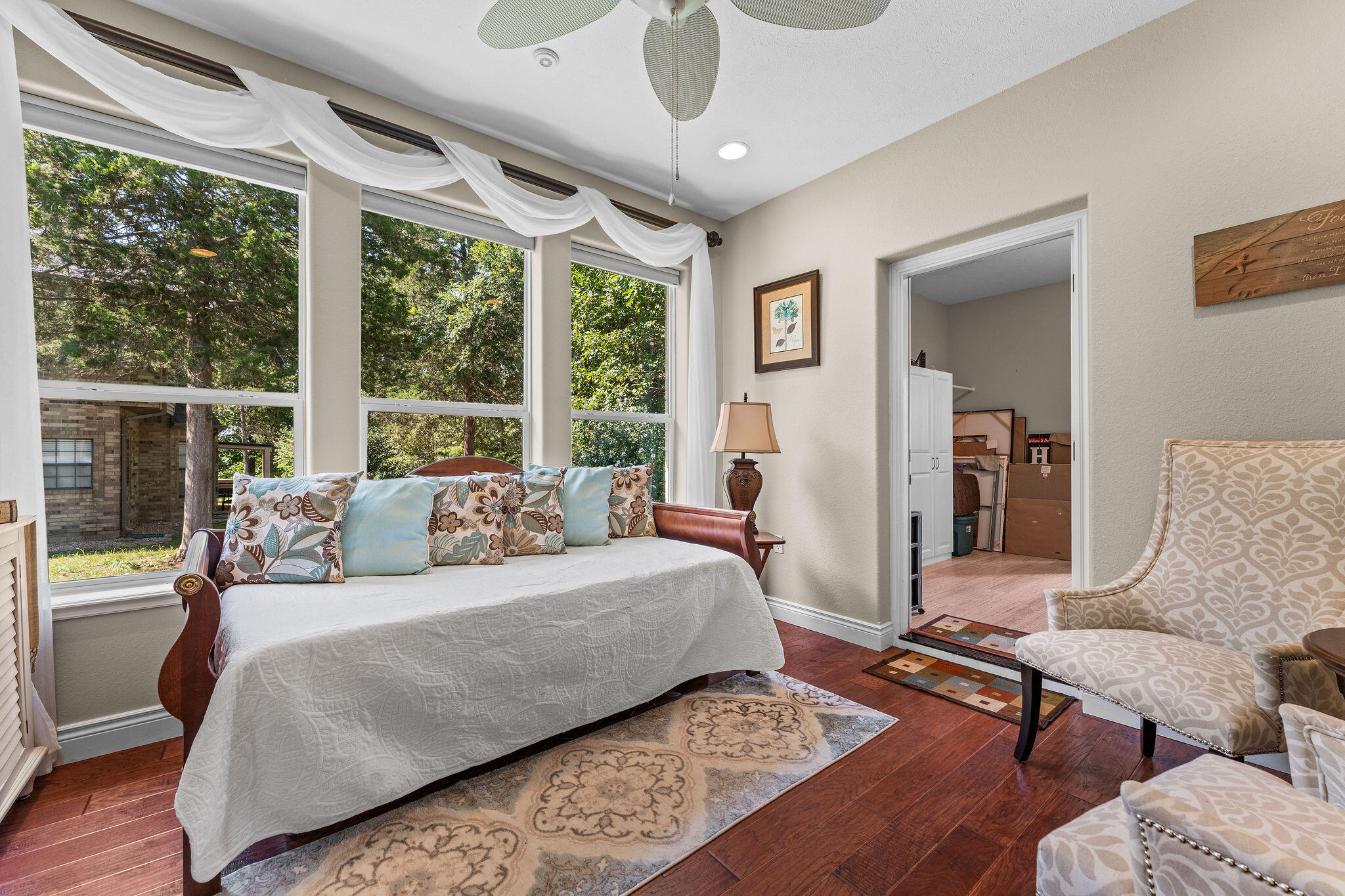 400 Loganberry Road Property Photo 34
