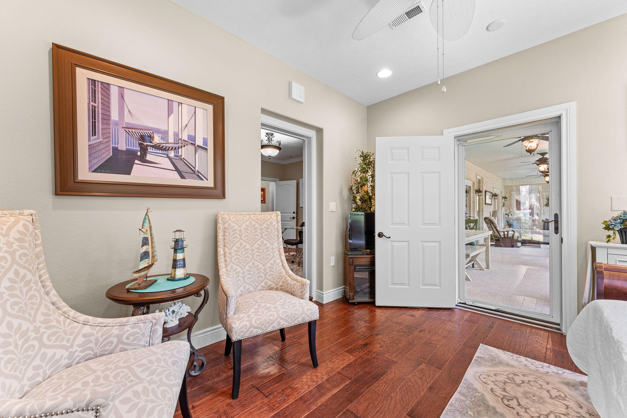 400 Loganberry Road Property Photo 35