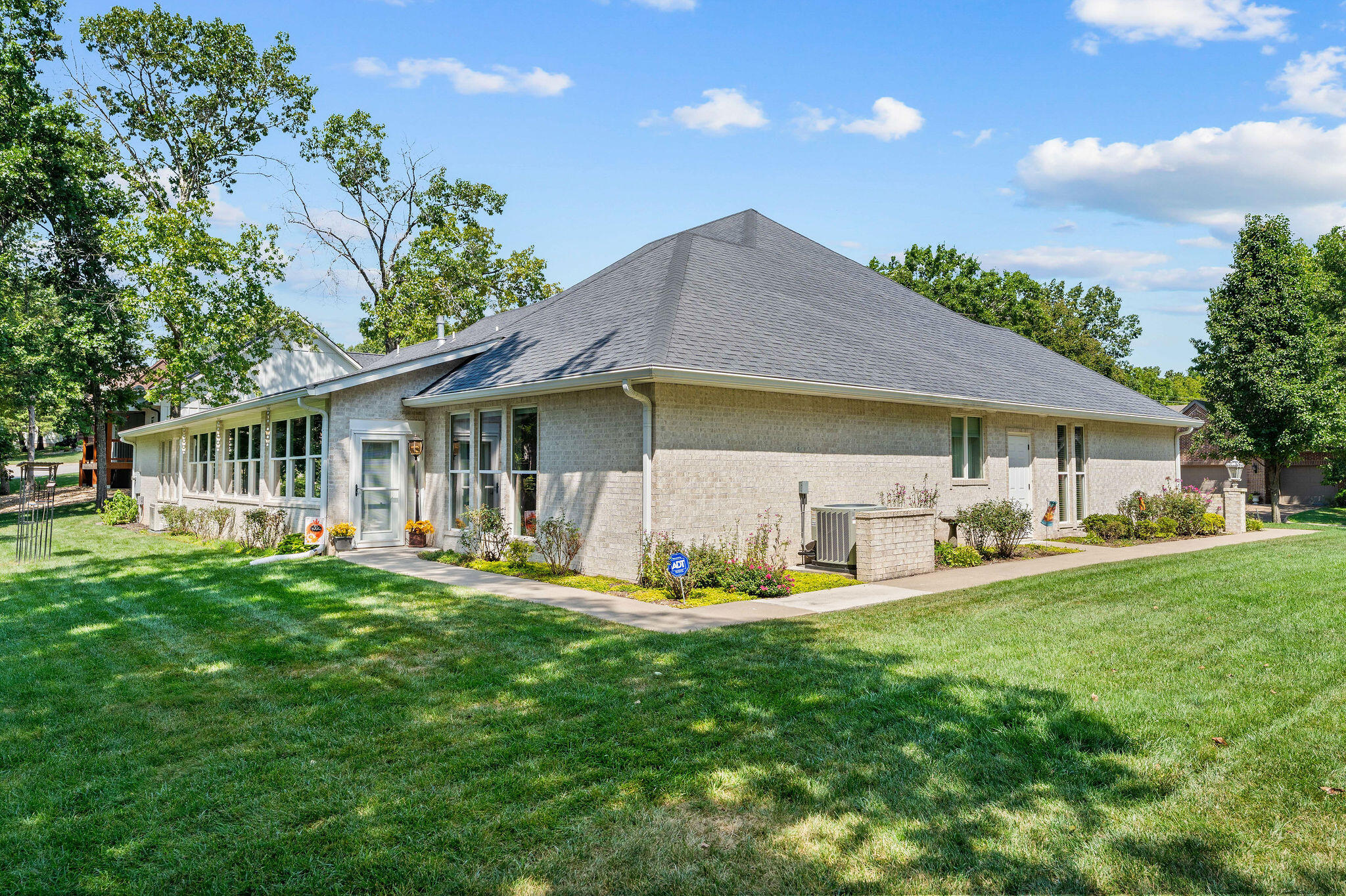 400 Loganberry Road Property Photo 42