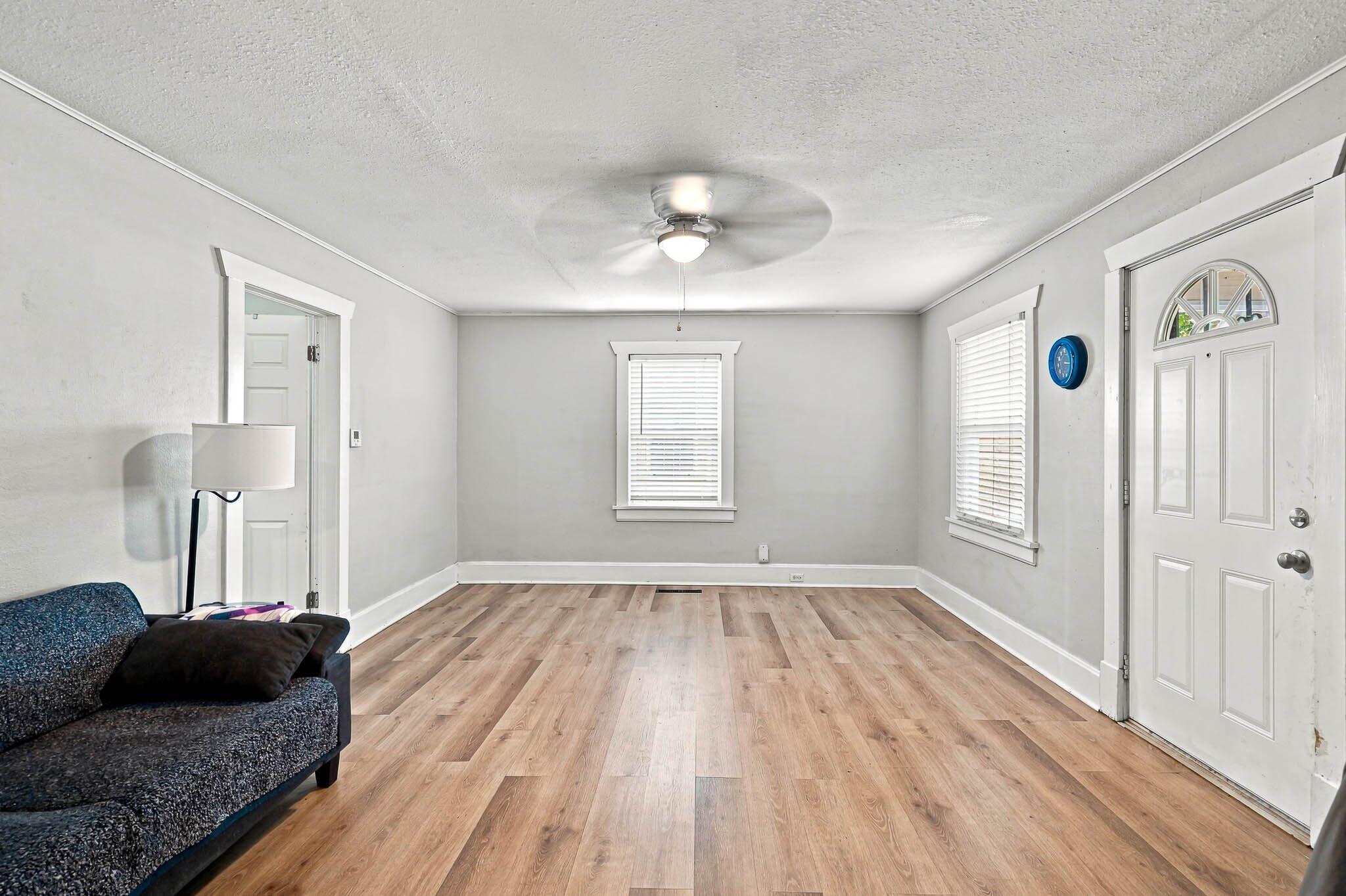 2416 North Main Avenue Property Photo 8
