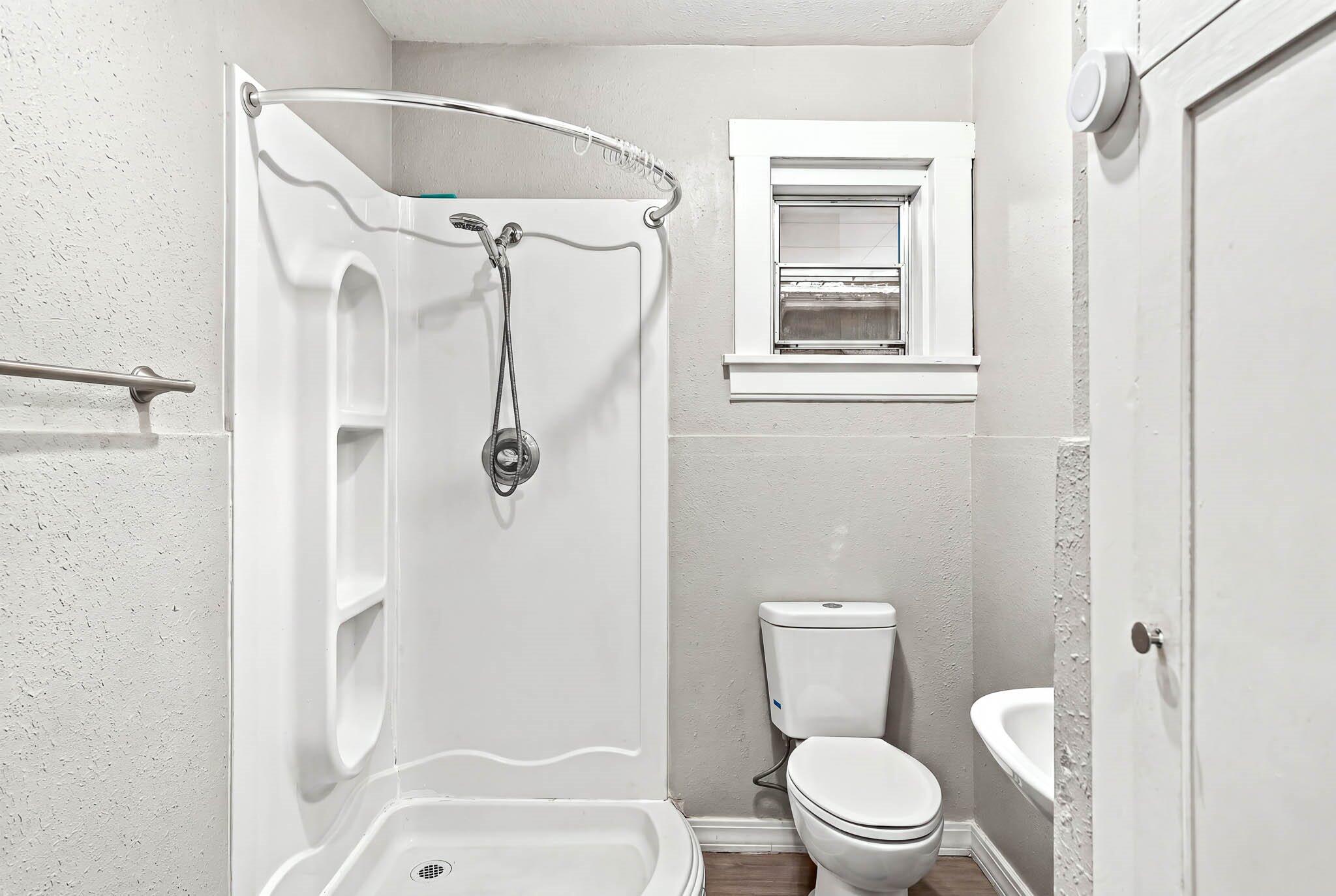 2416 North Main Avenue Property Photo 13