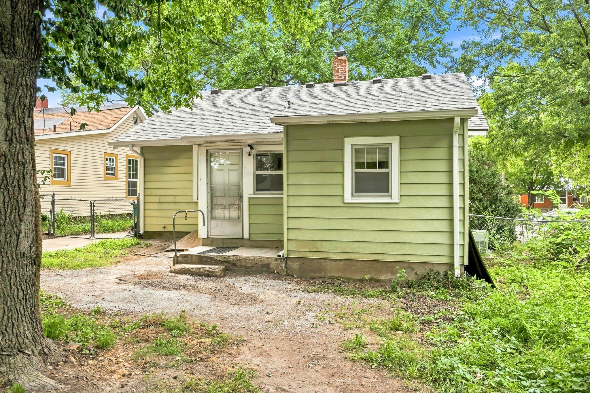 2416 North Main Avenue Property Photo 18