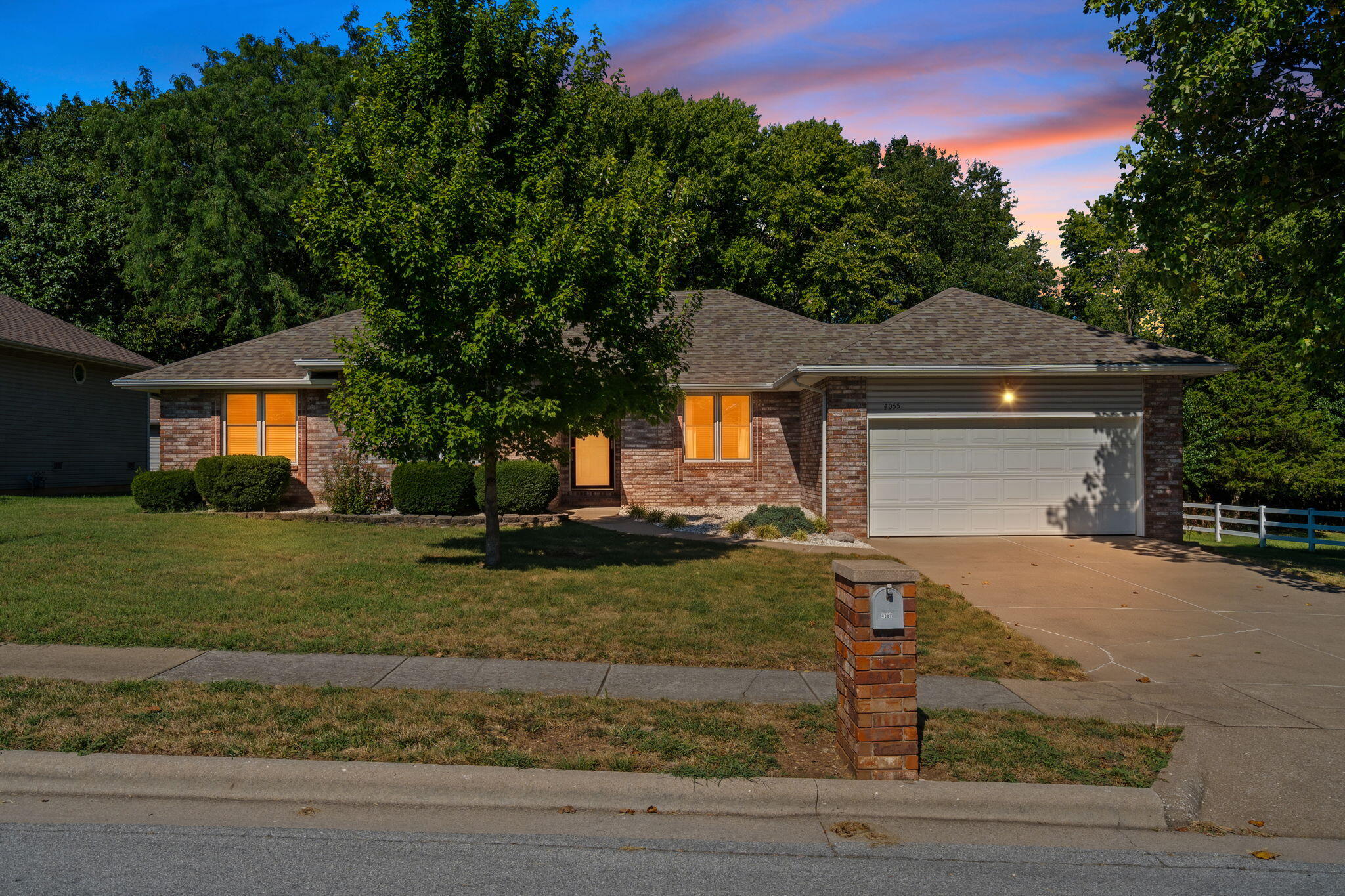 4055 North Pickwick Avenue Property Photo 1