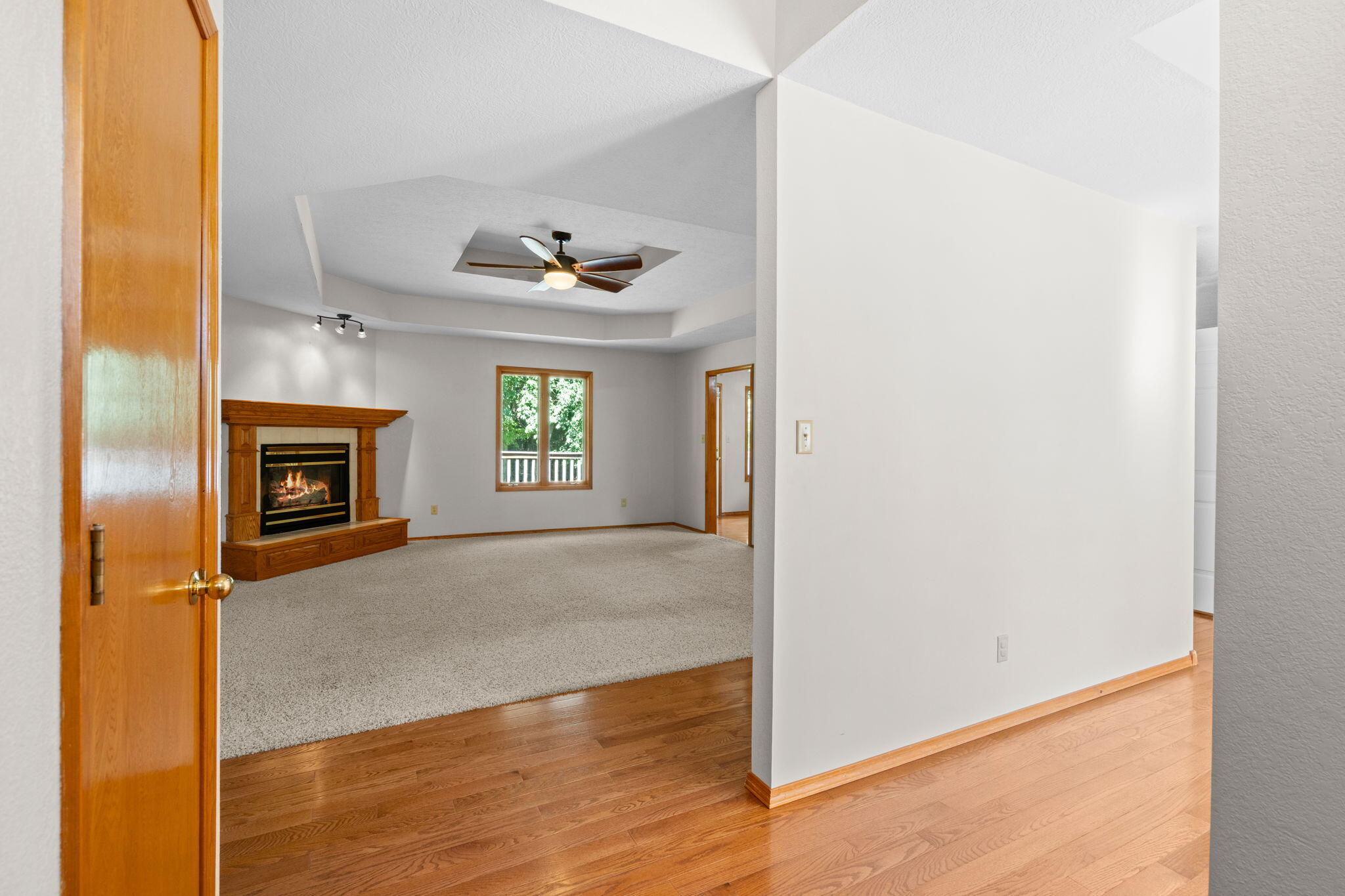 4055 North Pickwick Avenue Property Photo 7